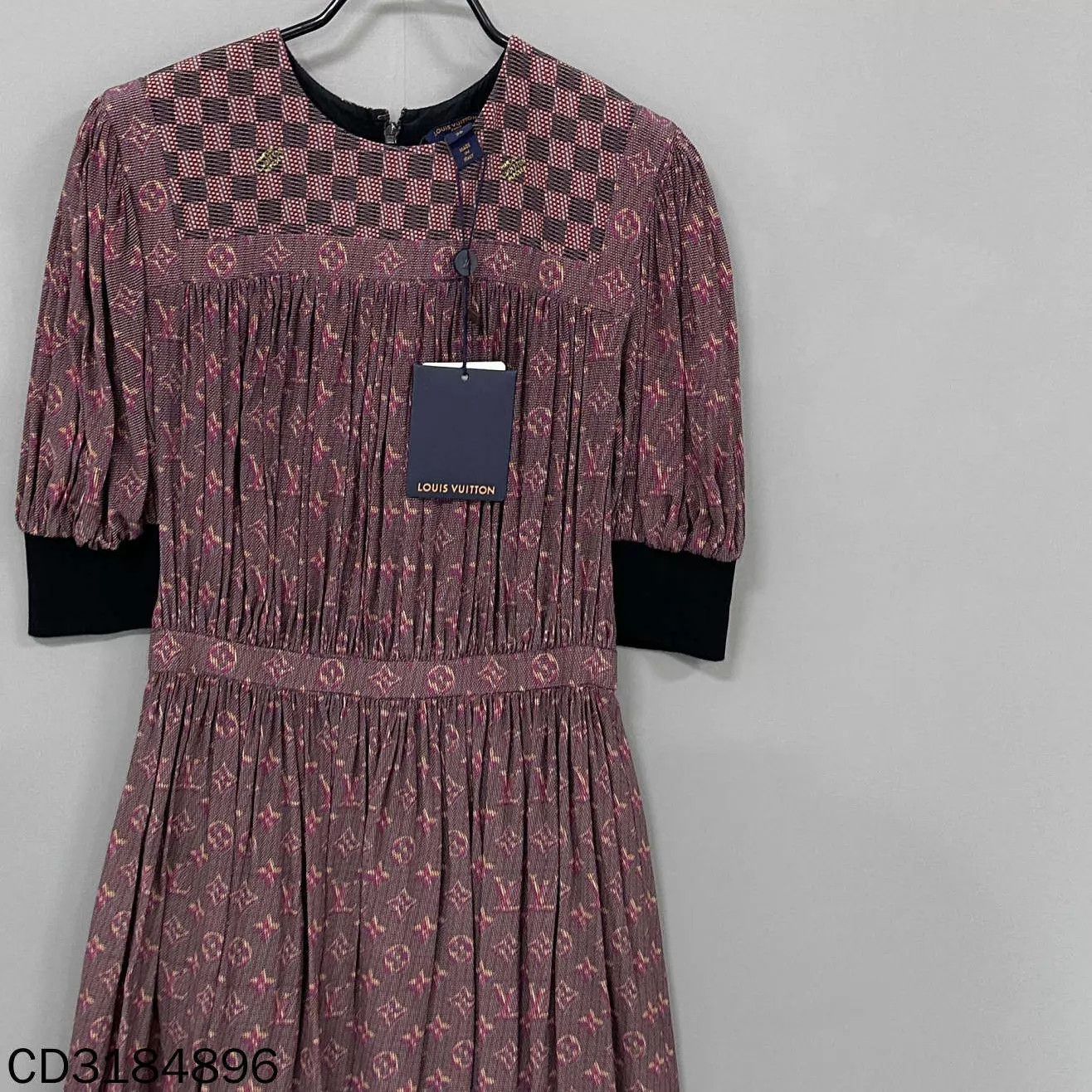 Louis Vuitton LV Women's New Colorful Allover Print Silk Dress 36 Size XS / US 0-2 / IT 36-38 - 2 Thumbnail