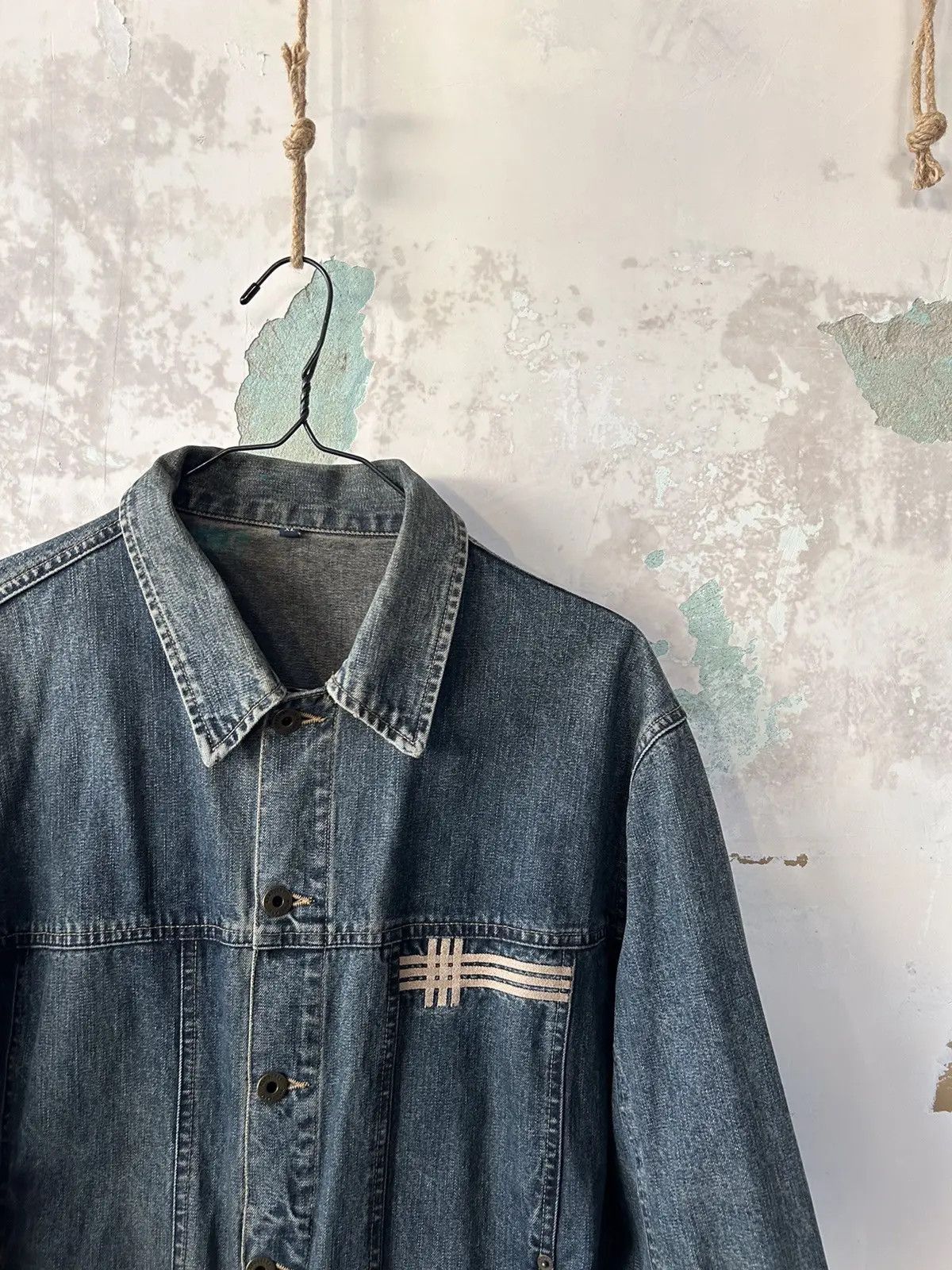 Burberry BURBERRY DENIM JACKET Size US XL / EU 56 / 4 - 3 Thumbnail