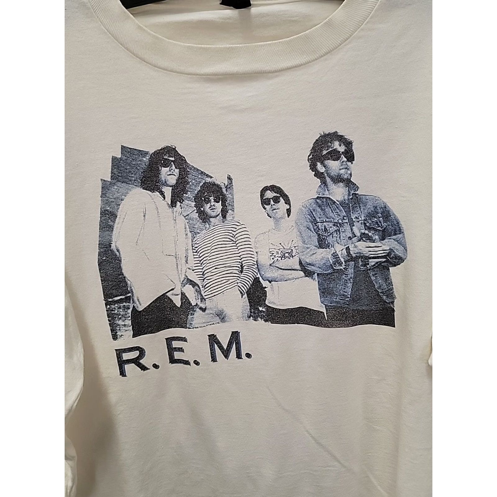 Anvil VINTAGE R.E.M. Graphic T-Shirt Mens L Seven Continents As One Tour Shirt Mens L White 1980s Concert Merch Size US L / EU 52-54 / 3 - 2 Thumbnail