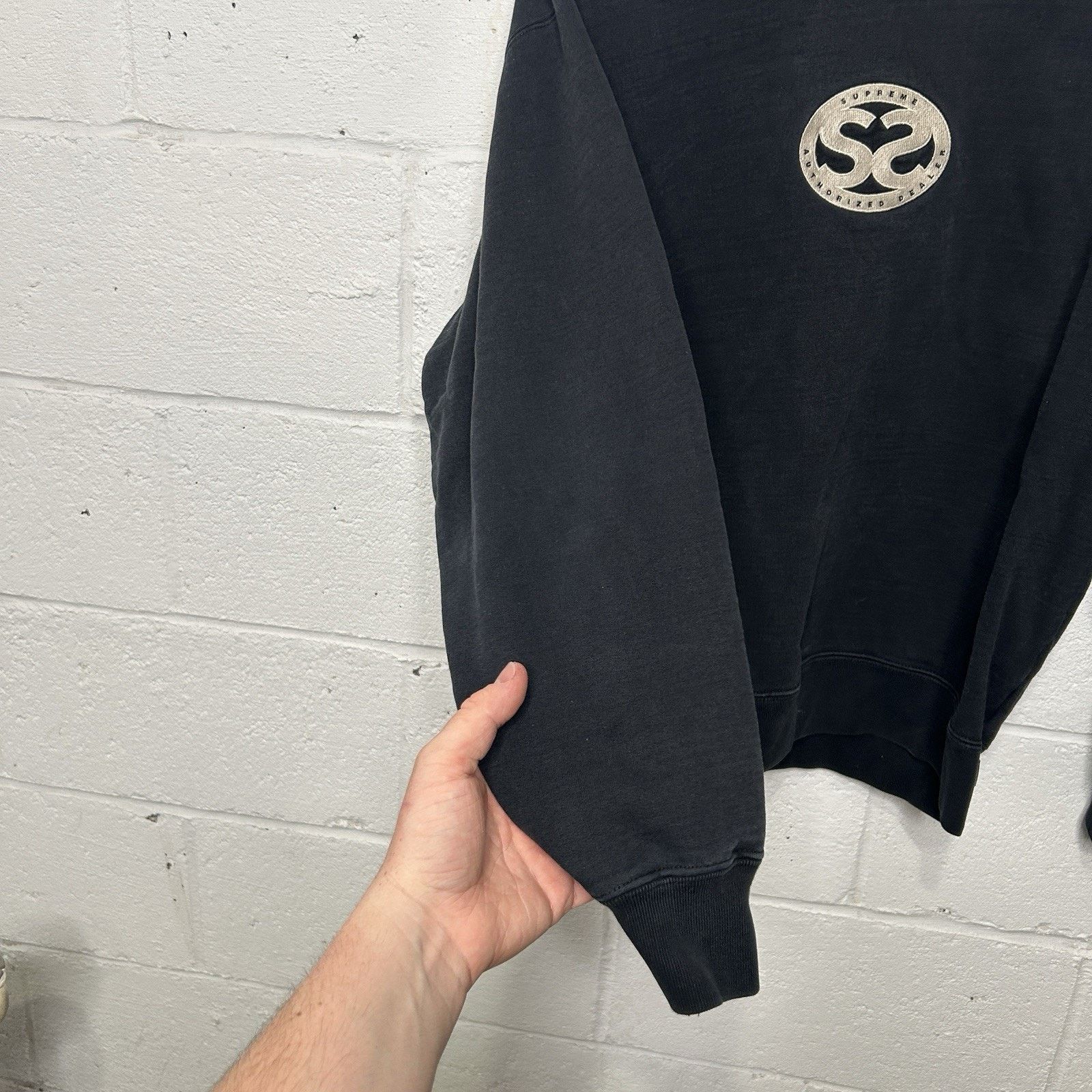 Supreme Supreme Double S Crewneck “Black” FW22 Size US S / EU 44-46 / 1 - 9 Thumbnail