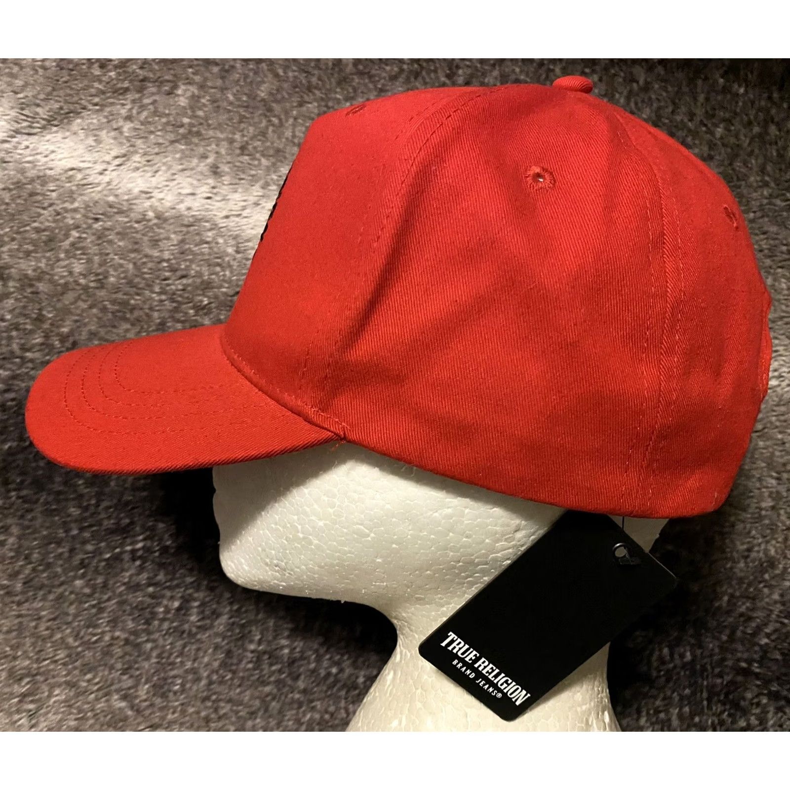 True Religion NWT True Religion Horseshoe Logo Hat Red/Black Logo Cap Snapback Adjustable Size ONE SIZE - 4 Thumbnail