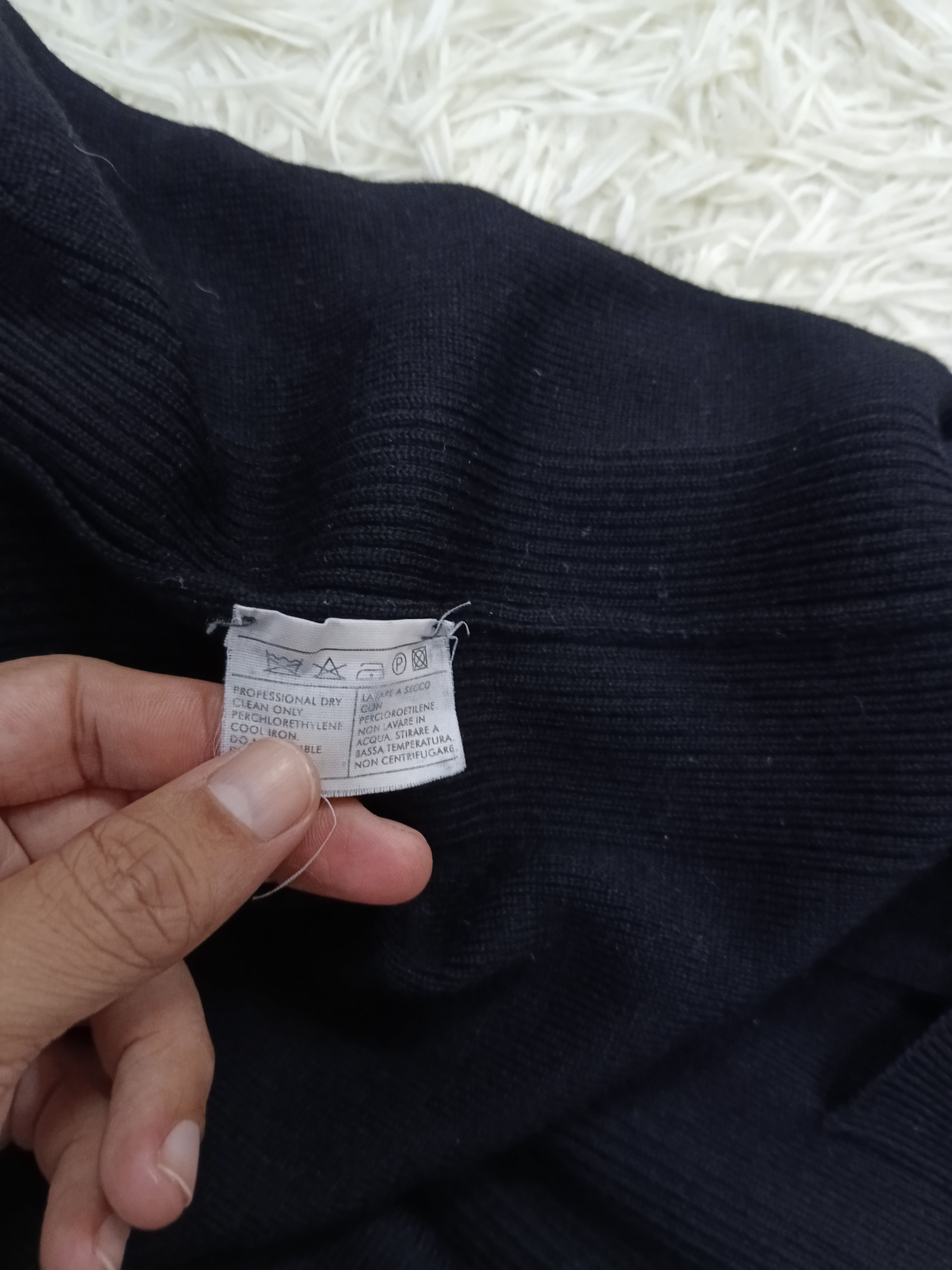 Salvatore Ferragamo Salvatore Ferragamo Black Cardigan Knit Size M / US 6-8 / IT 42-44 - 5 Thumbnail