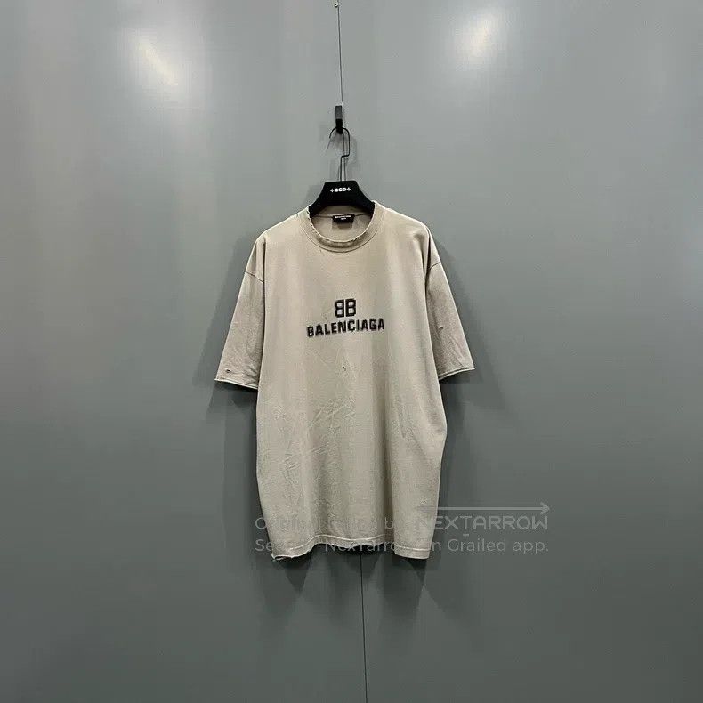 Balenciaga Balenciaga Mosaic BB Destruction Short Sleeve Size US S / EU 44-46 / 1 - 1 Thumbnail