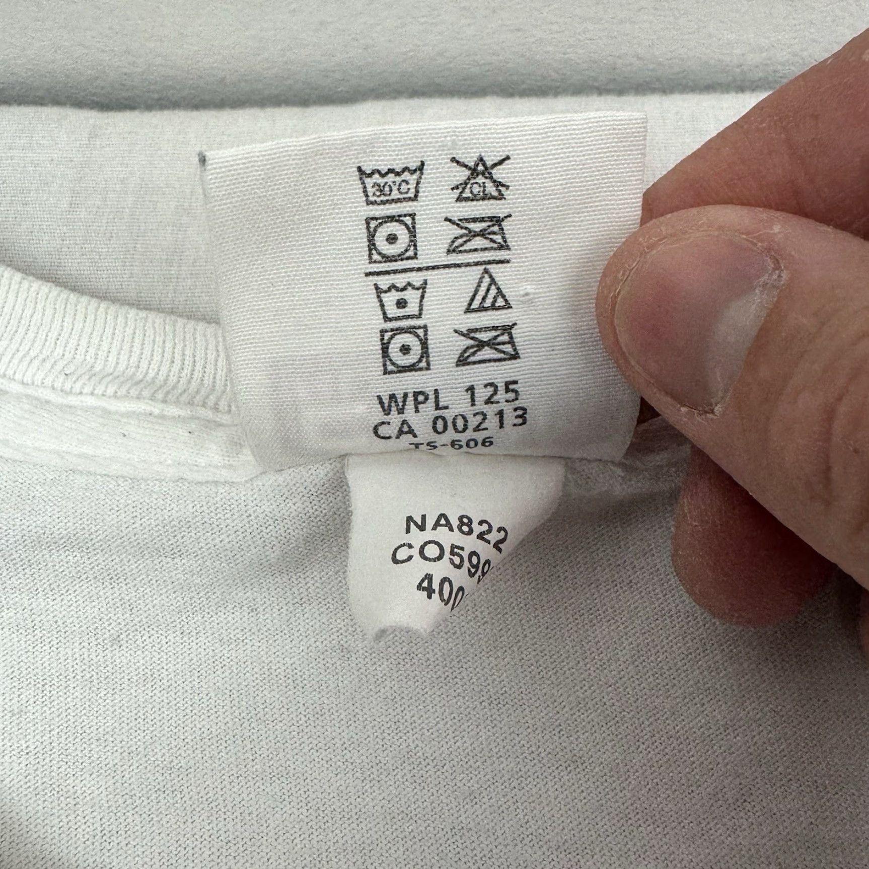 Chaps VINTAGE Chaps Ralph Lauren T Shirt Adult XL White Palm Trees Box Logo Grunge Y2K 90s Mens Size US XL / EU 56 / 4 - 6 Thumbnail