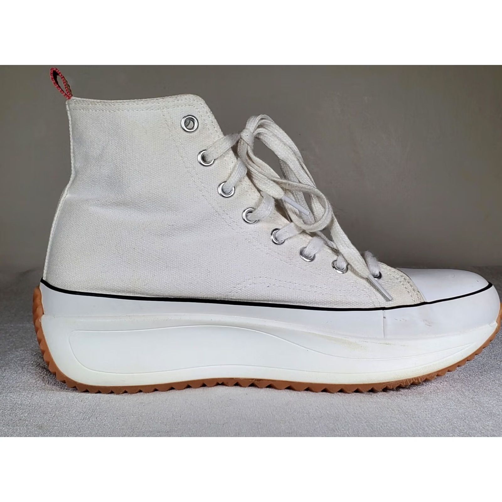 Vintage Madden Girl Winnona White Fabric Platform High-Top Sneakers Women's US 9.5 Size US 10 / IT 40 - 5 Thumbnail