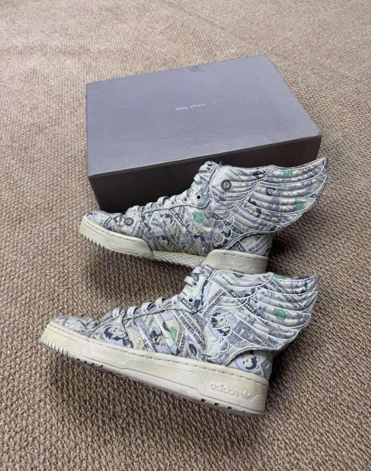 Adidas Adidas Jeremy Scott JS Wings Dollar G95773 K37 Size US 8 / EU 41 - 2 Thumbnail