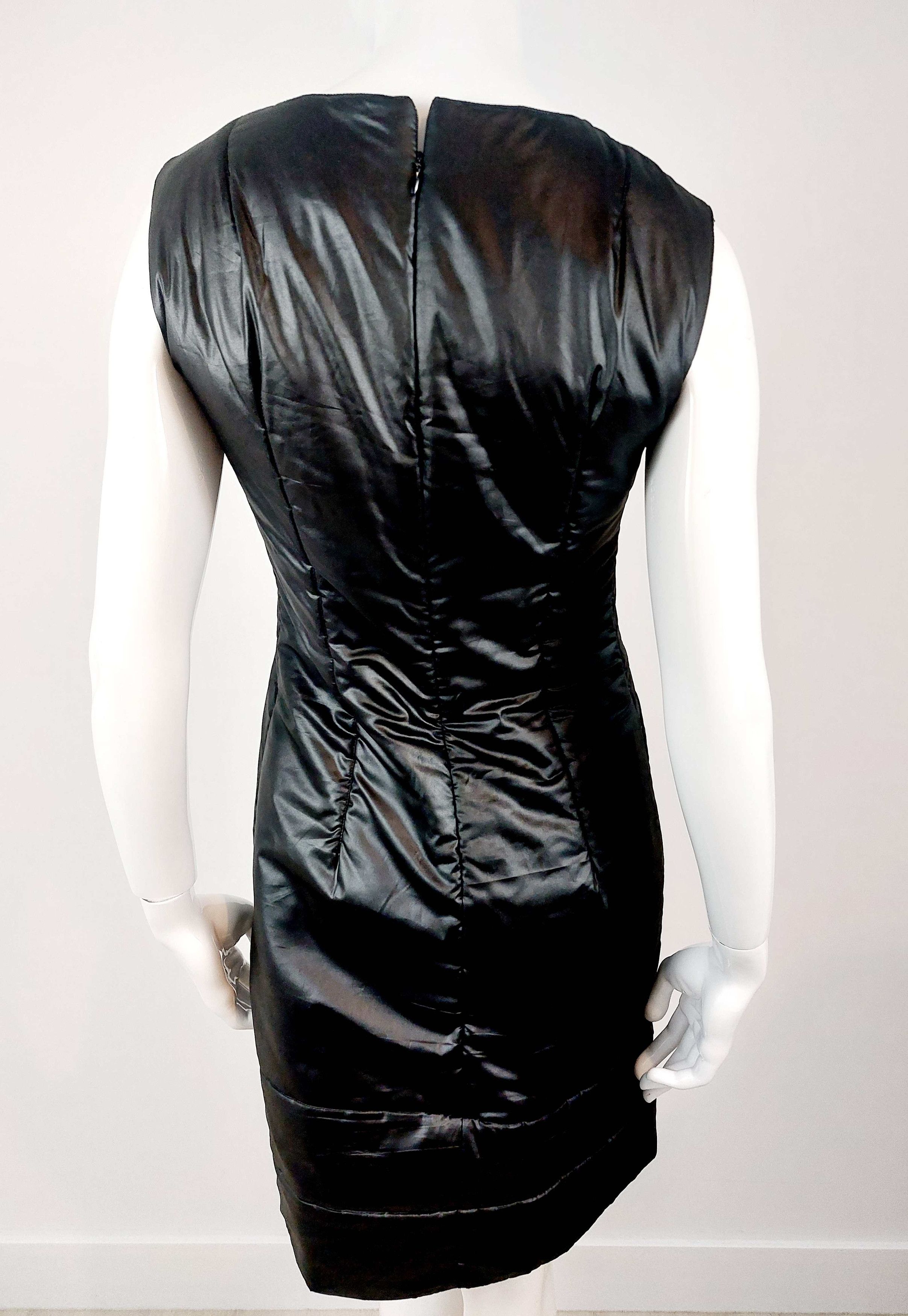 Paco Rabanne Paco Rabanne Padded Black Sheath Futuristic Dress Size XS / US 0-2 / IT 36-38 - 9 Thumbnail