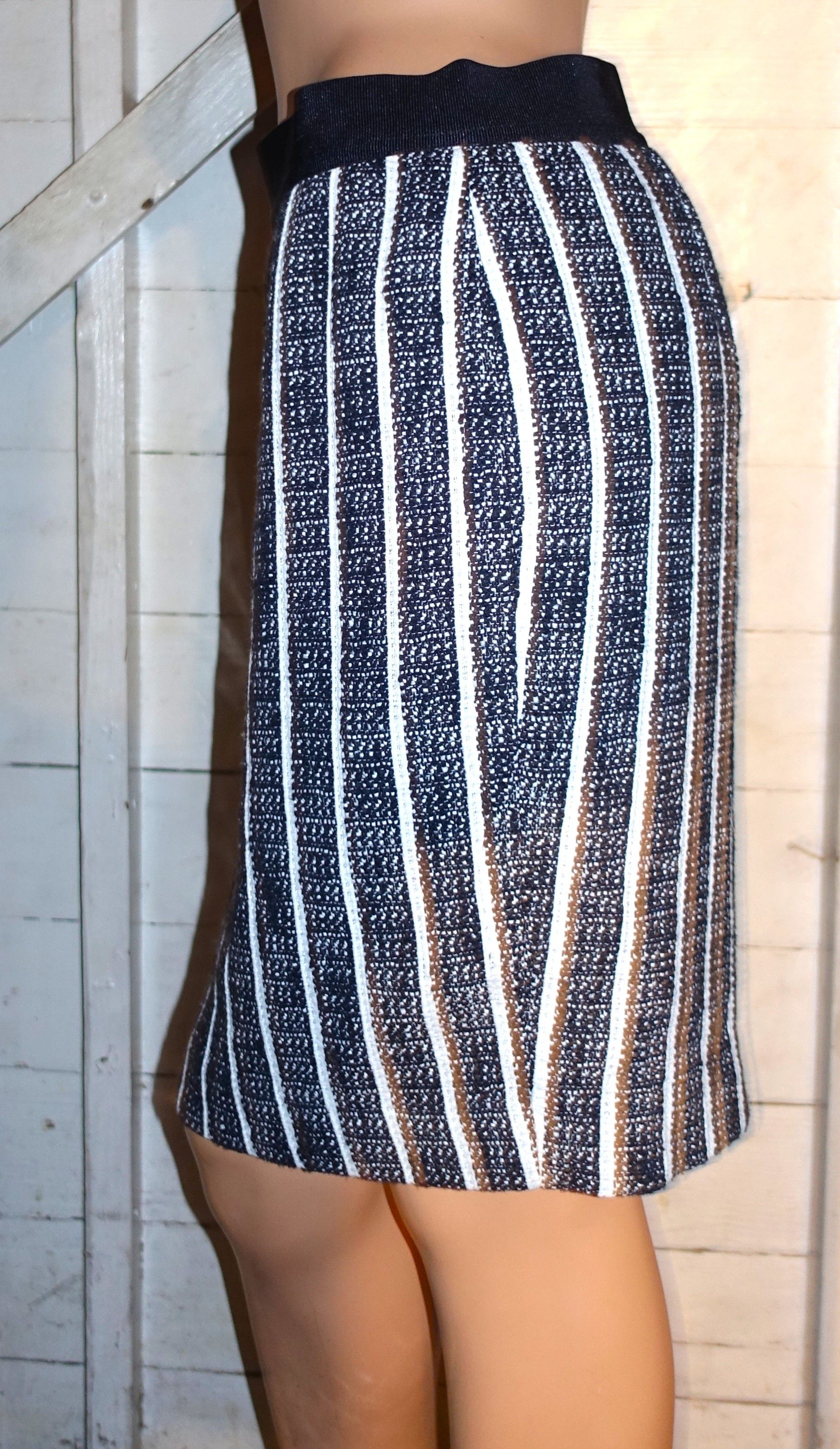 Ann Taylor Ann Taylor Black White Striped Skirt 6 NWT Size 26" / US 2 / IT 38 - 4 Thumbnail