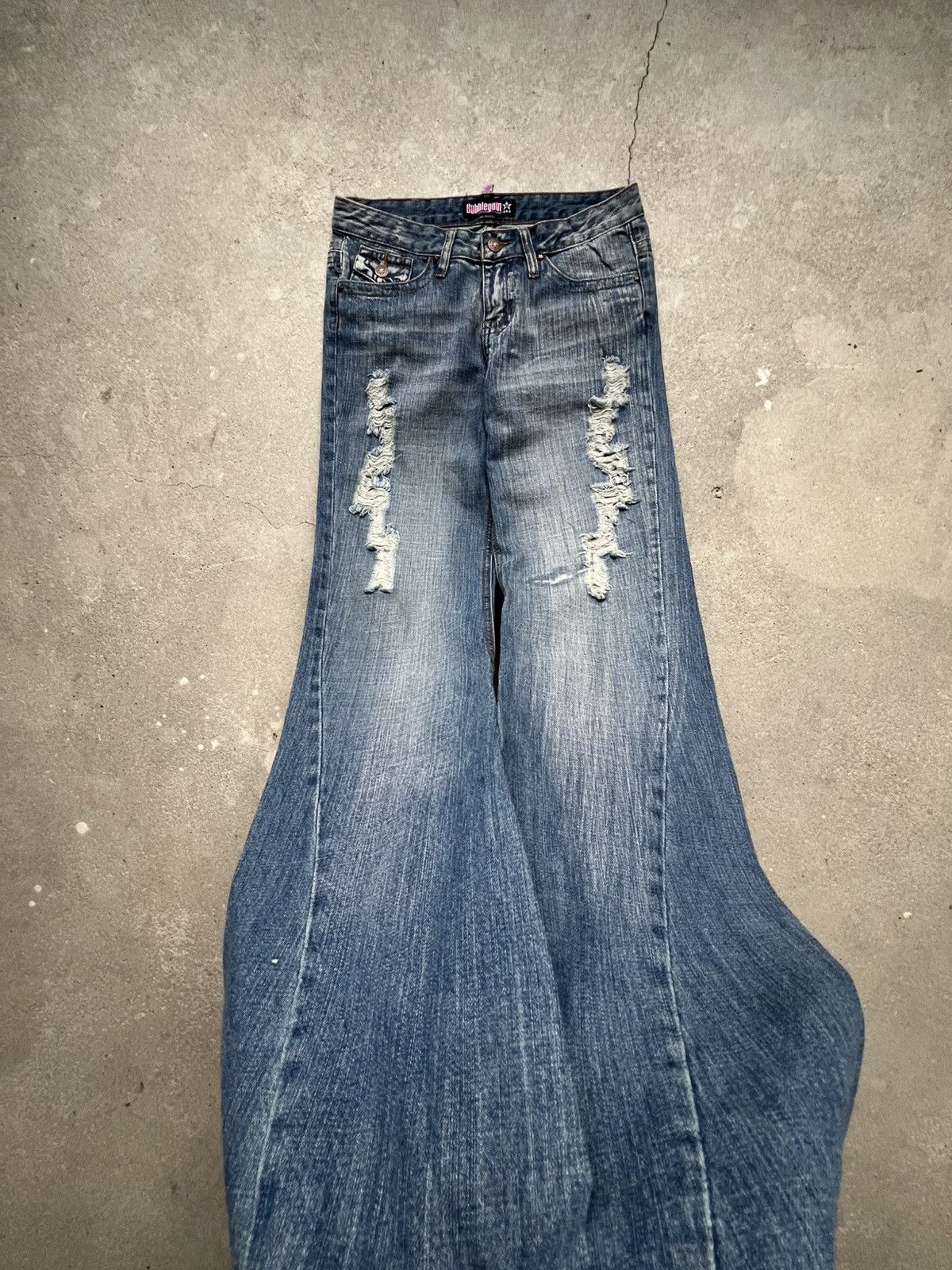 Hysteric Glamour × If Six Was Nine × Le Grande Bleu (L.G.B.) Rare Flared Distressed IfSixWasNine Junya LGB vintage jeans Size 28" / US 6 / IT 42 - 8 Thumbnail