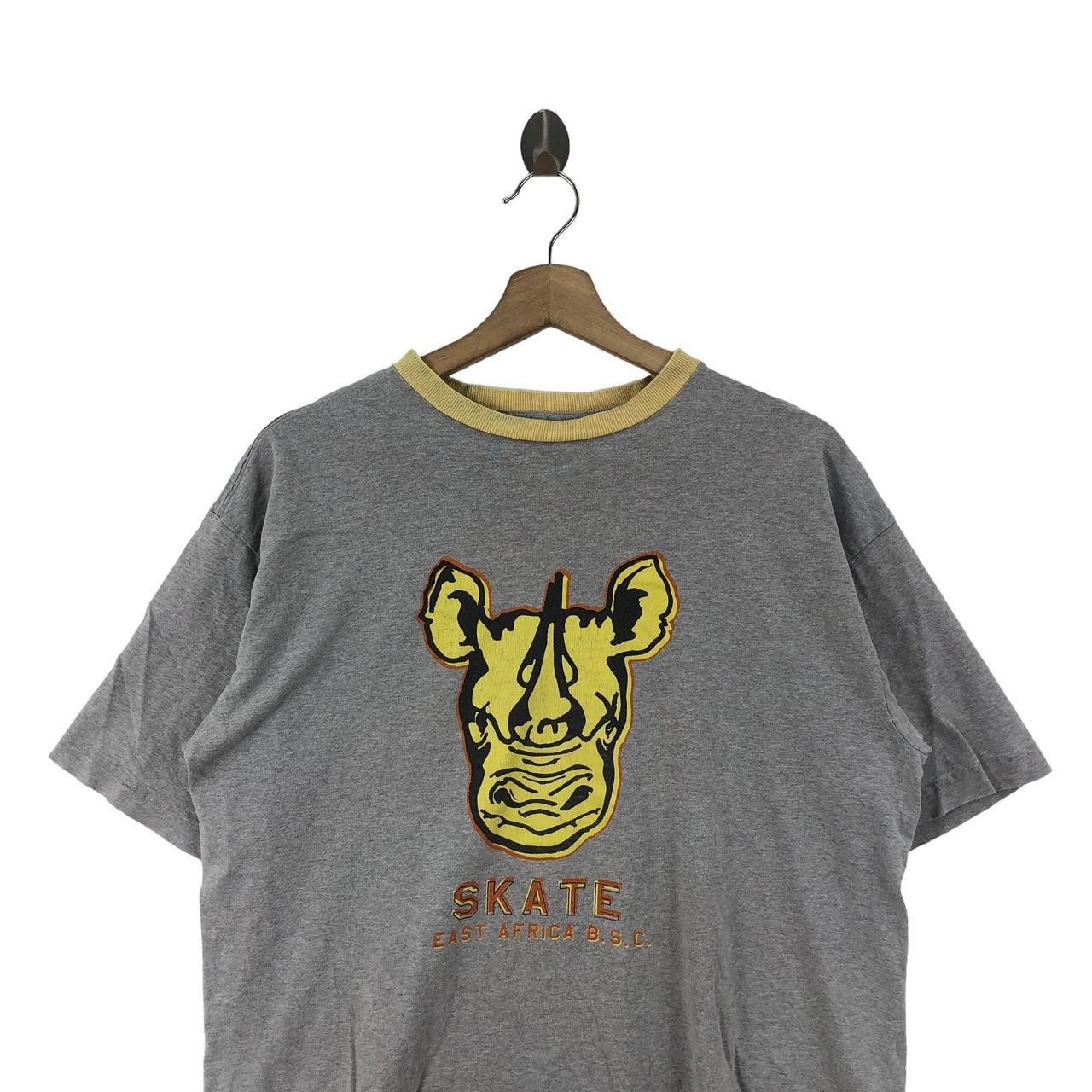 Other Vintage SKATE EAST AFRICA RHINO 34 Rebel Tee Shirt Top Size US M / EU 48-50 / 2 - 3 Thumbnail