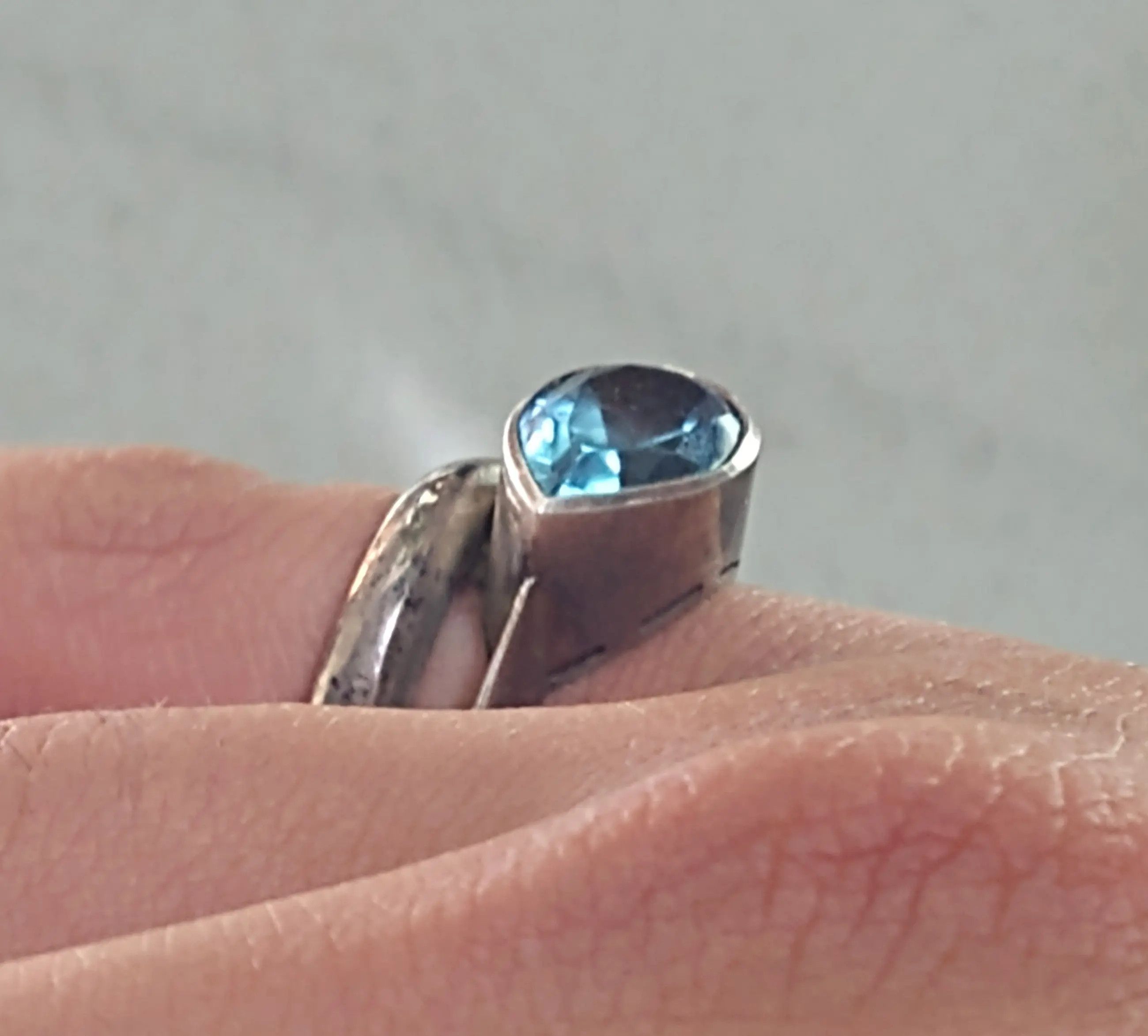 Jewelry × Vintage Vintage Sterling Silver Ring Blue Topaz Pejois 6.5 Abstract Size ONE SIZE - 12 Thumbnail