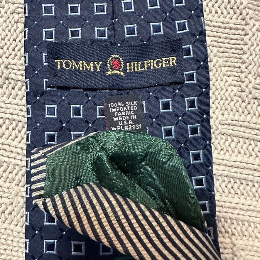 Tommy Hilfiger Tommy Hilfiger navy blue square patterned silk tie Size ONE SIZE - 2 Thumbnail