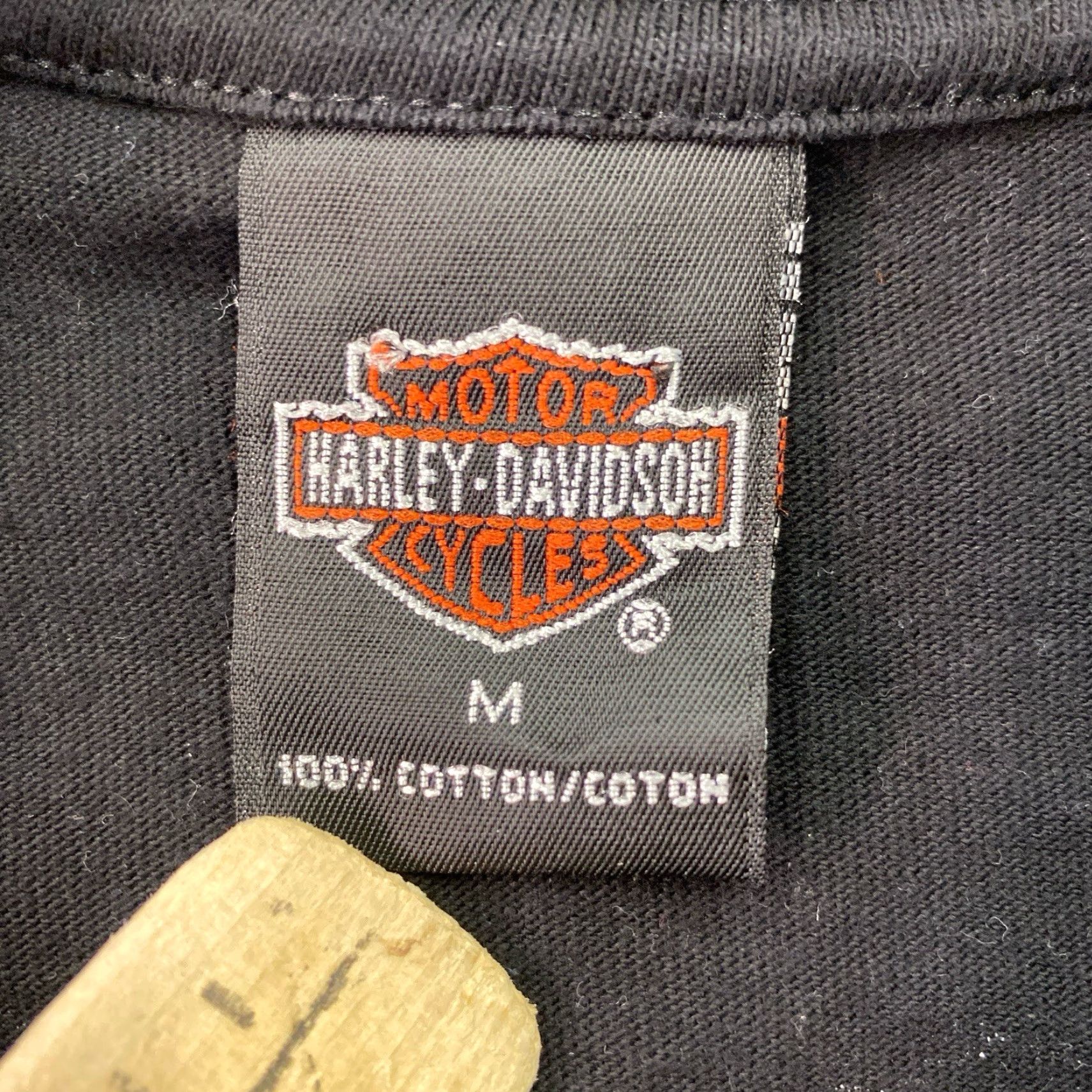 Harley Davidson VINTAGE Harley-Davidson Sturgis South Dakota Long Sleeve TShirt Mens Medium Blue 1999 Double-Sided Crew Neck Cotton T-Shirt Size US M / EU 48-50 / 2 - 3 Thumbnail