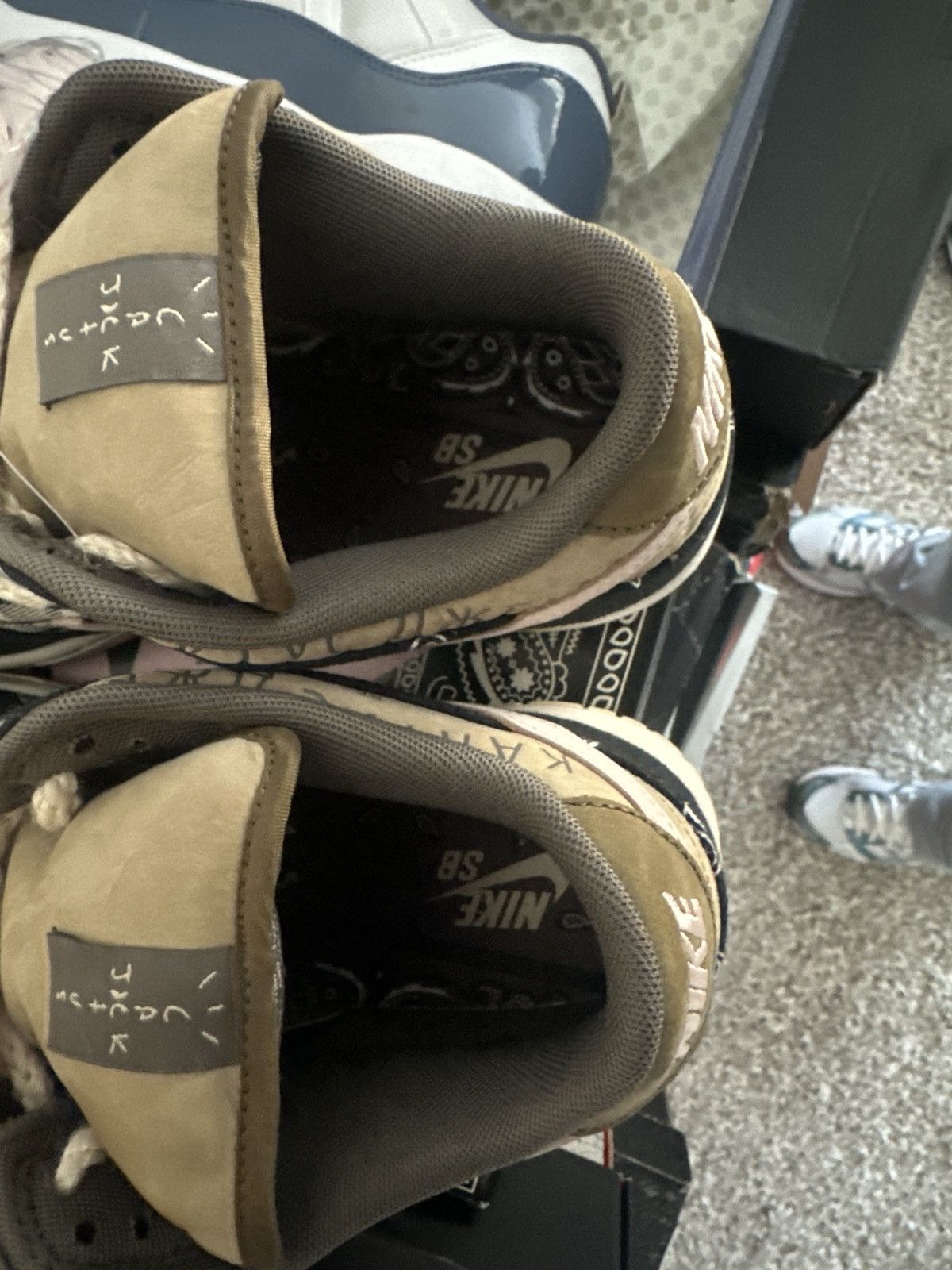 Nike Size 10 - Nike Travis Scott x SB Dunk Low Cactus Jack Size US 10 / EU 43 - 16 Thumbnail