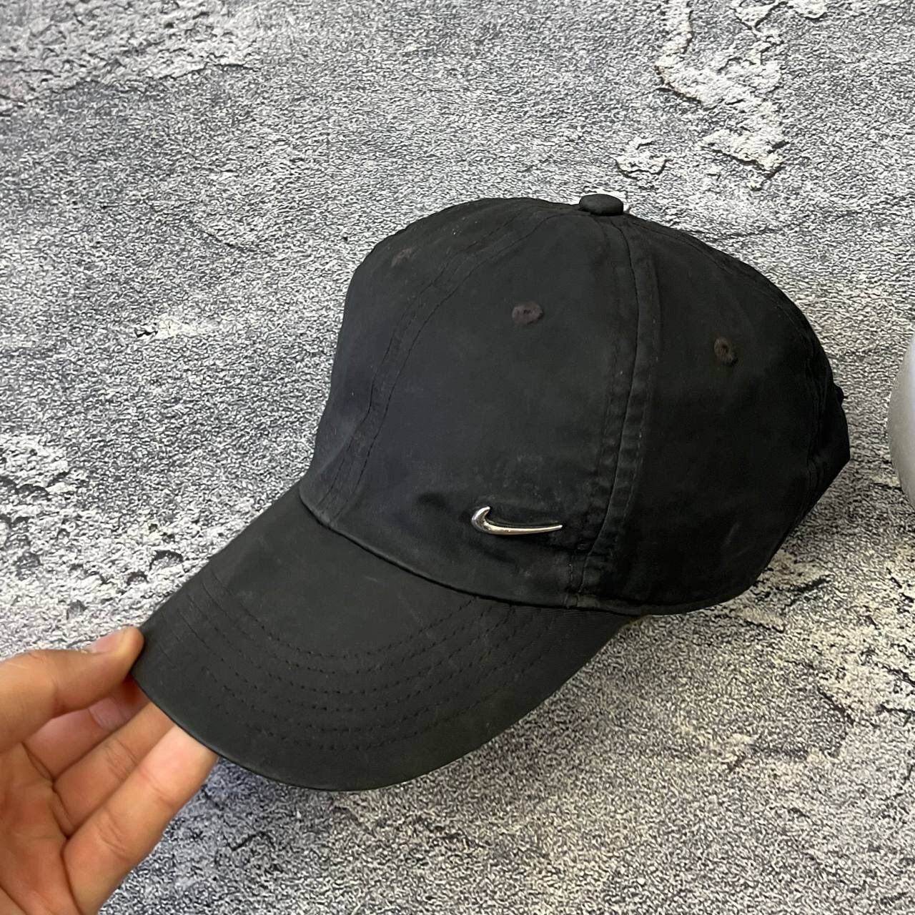 Nike Black Nylon Nike Metal Swoosh Baseball Hat Cap Unisex Size ONE SIZE - 3 Thumbnail