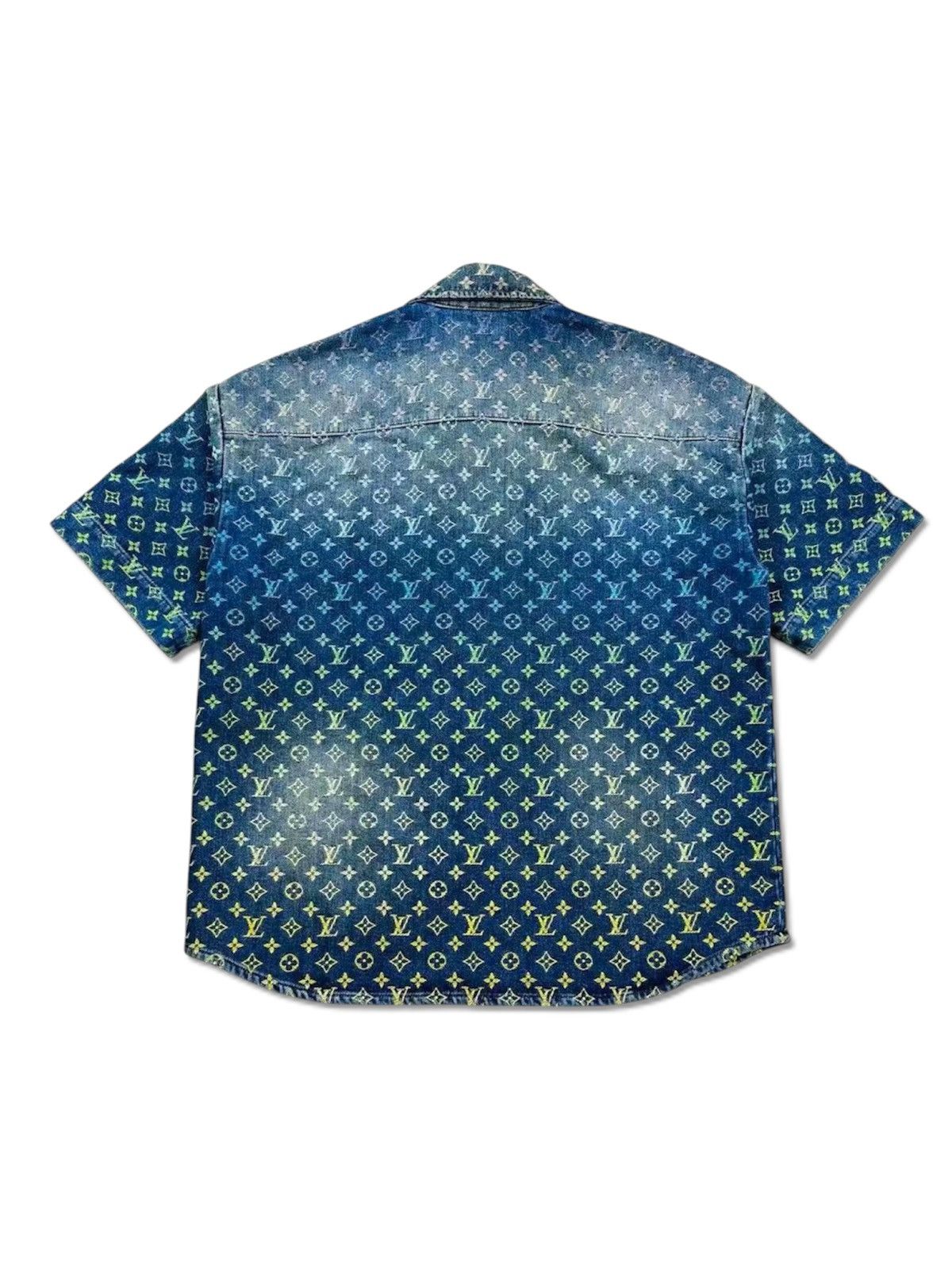 Louis Vuitton LOUIS VUITTON XXL Rainbow Monogram Short Sleeves Denim Shirt Size US XXL / EU 58 / 5 - 2 Thumbnail