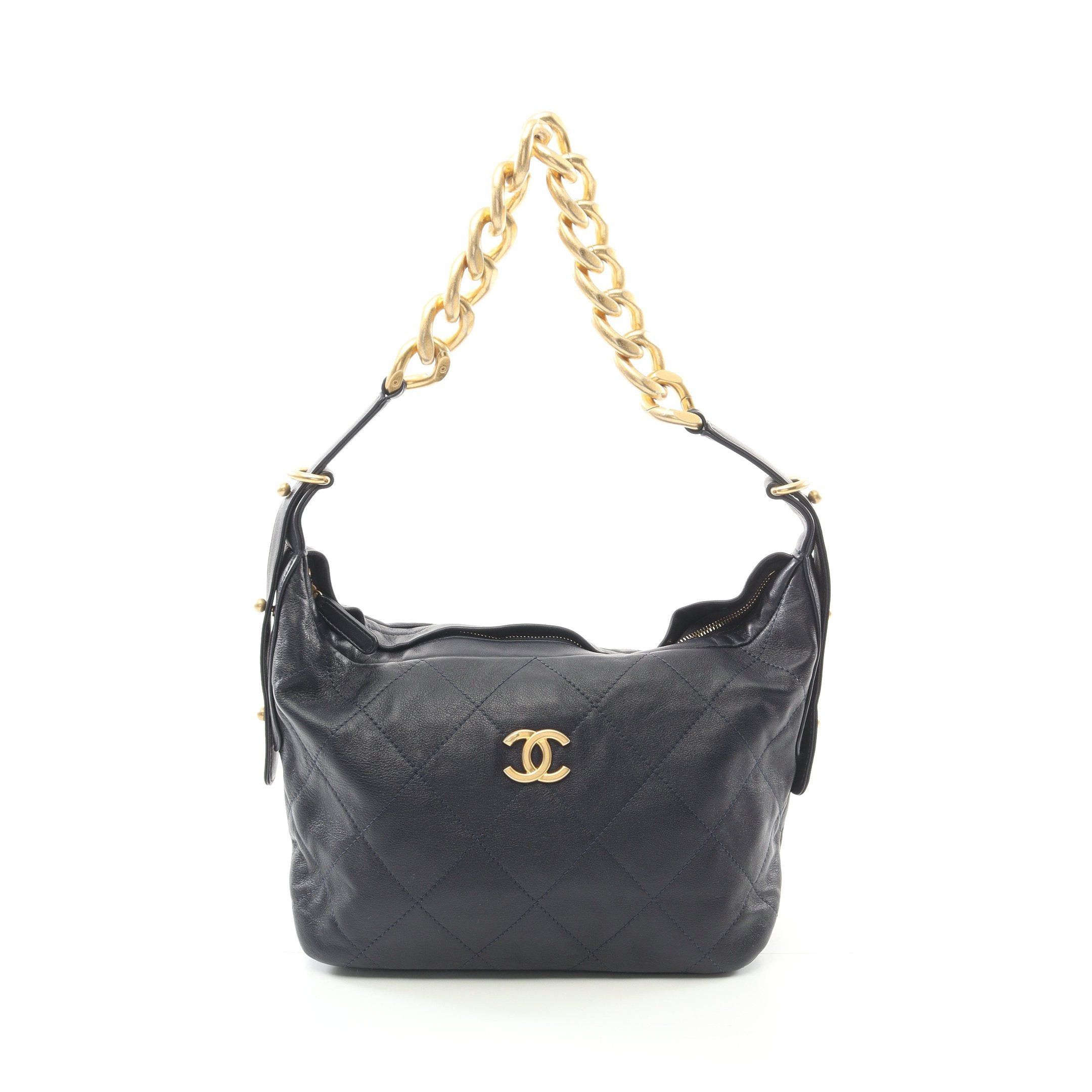 Chanel Matelasse Chain Shoulder Bag Leather Navy Gold Hardware