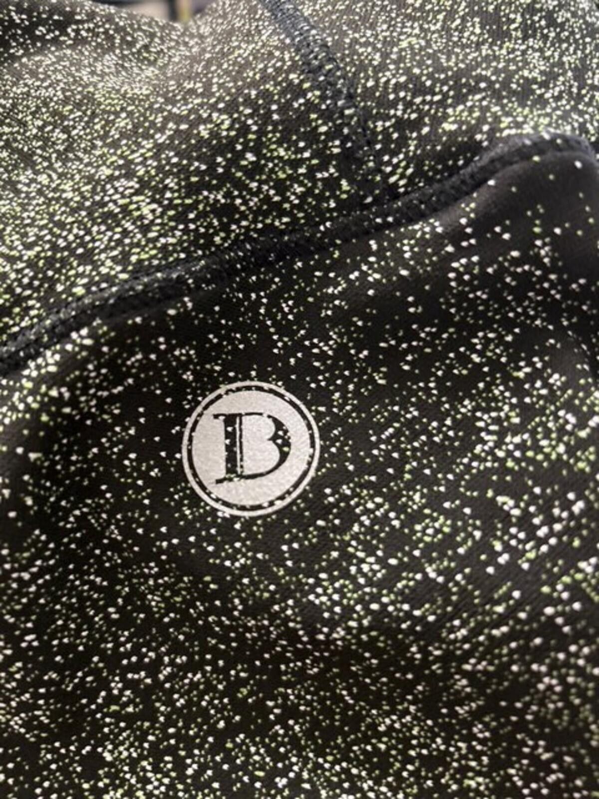 Other Diva Boutique Beyond Yoga Gradient Black to Green Leggings S Size 28" / US 6 / IT 42 - 3 Thumbnail