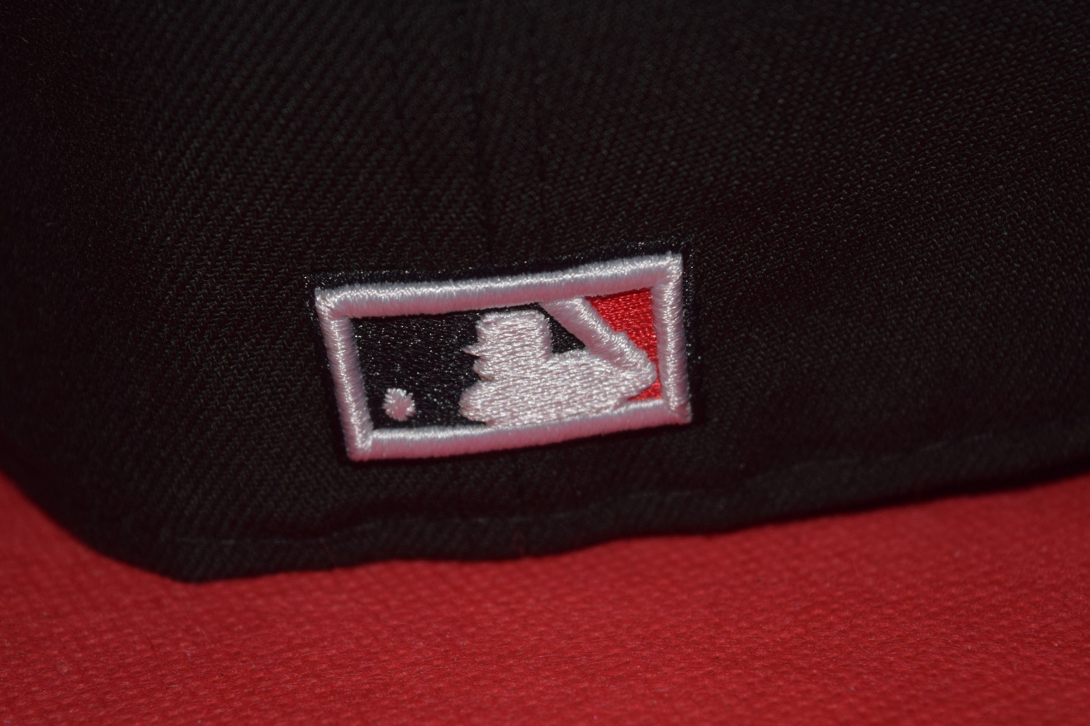 New Era New Era Cleveland Indians Chief Wahoo 1995 WS Patch Hat Size ONE SIZE - 6 Thumbnail