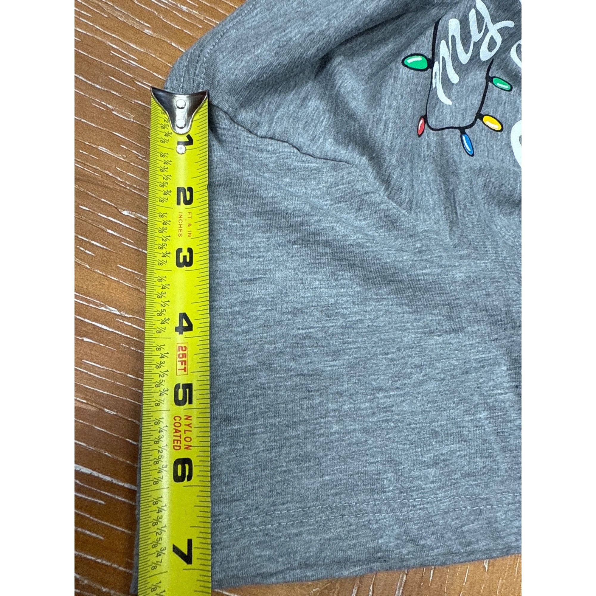 Other Holiday Time Gray "My Favorite Color Is Christmas Lights" T- Size L / US 10 / IT 46 - 8 Thumbnail