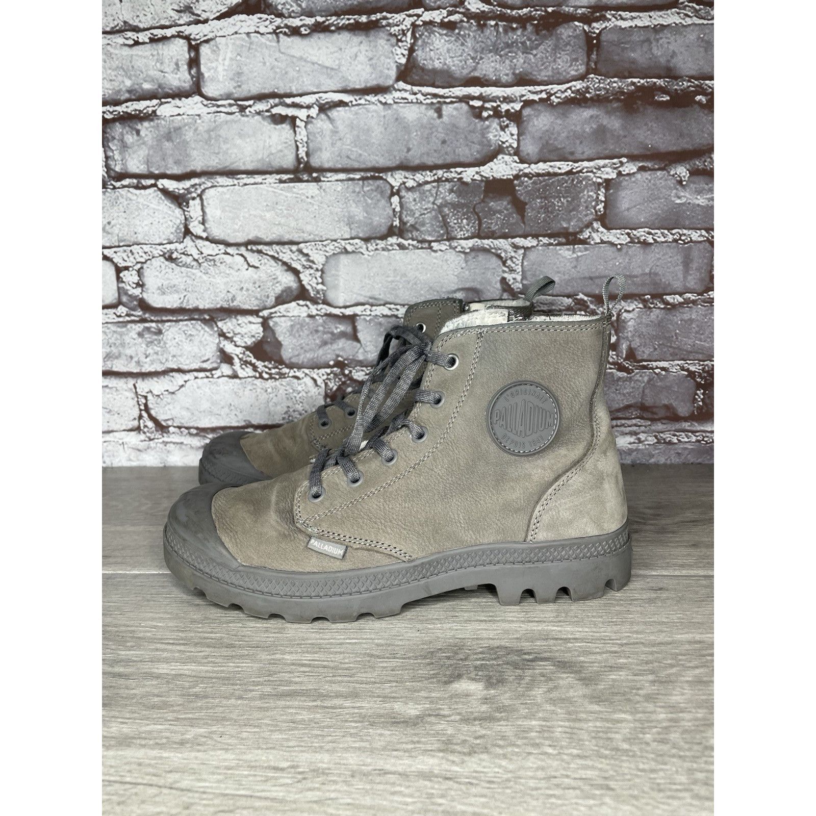 Palladium Palladium Pampa Gray Leather Lace Up Lined Combat Boots Wome Size US 7.5 / IT 37.5 - 18 Thumbnail