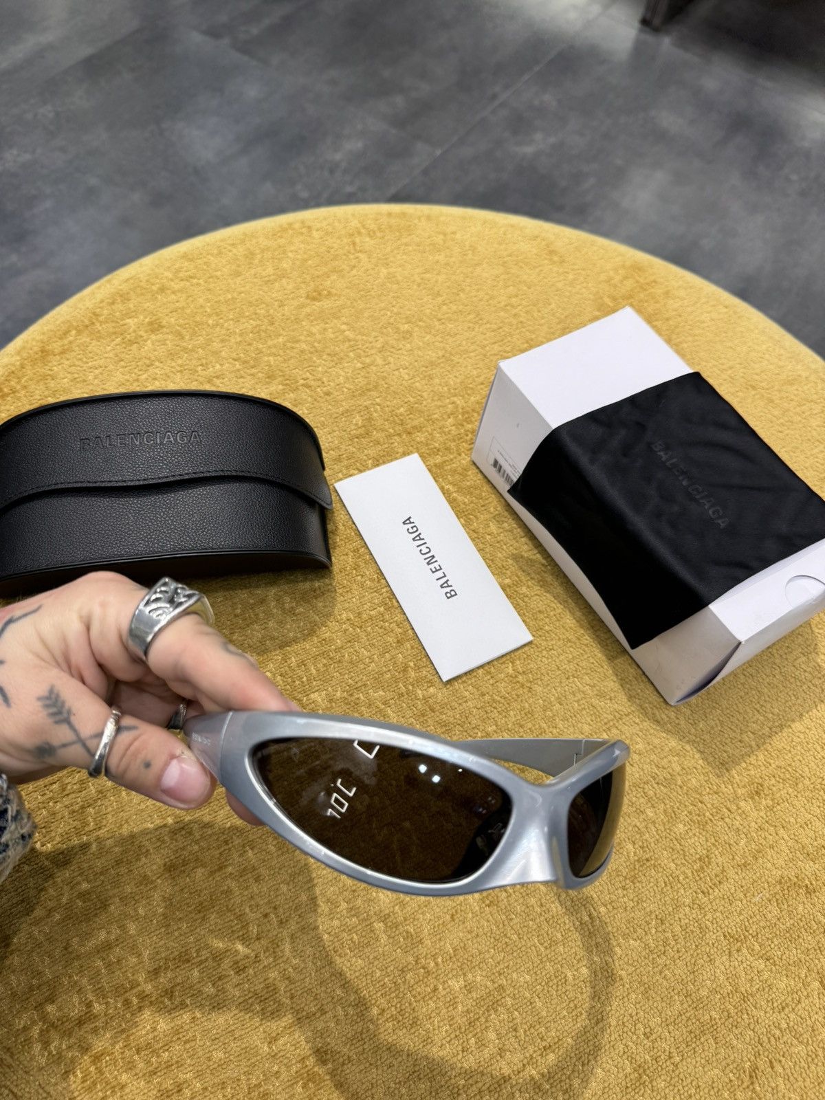 Balenciaga BALENCIAGA Cat Mask Size ONE SIZE - 3 Thumbnail