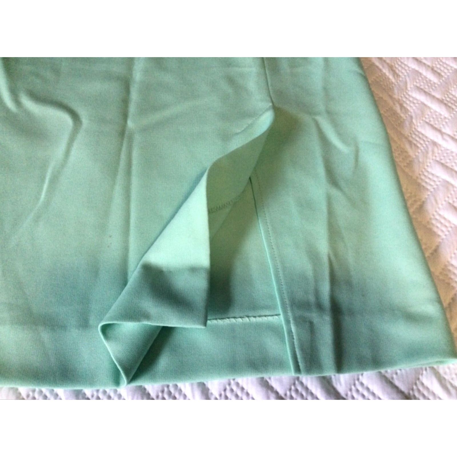 Etro Vintage Vintage Lady Devon Green Skirt Retro ’70s Style NWT Size 30 A-Line Elastic Waist Knee Length Solid Green Textured Polyester Skirt - NA Size 30" / US 8 / IT 44 - 3 Thumbnail