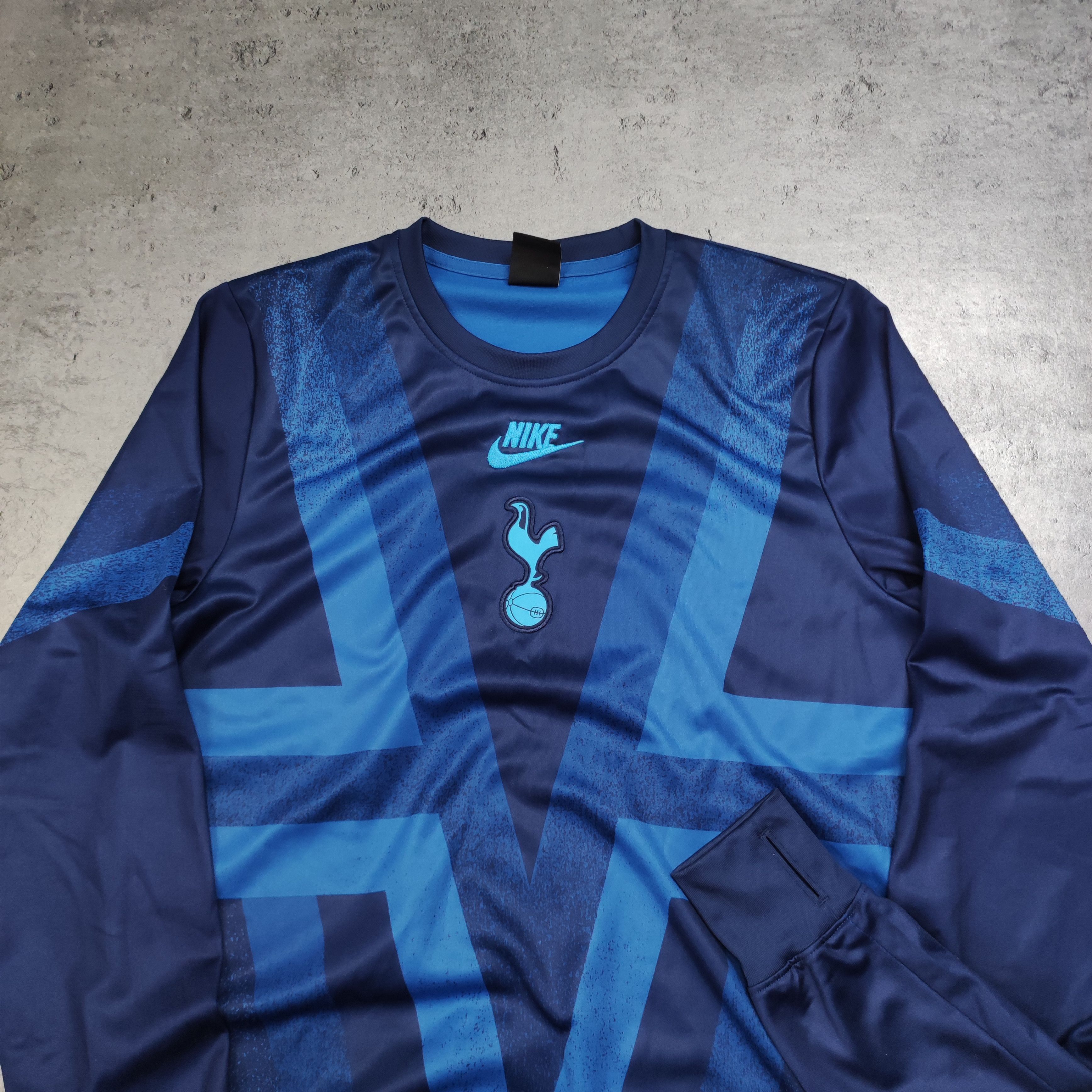 Nike RARE Tottenham Hotspurs x Nike Training Pre Match Longsleeve Size US M / EU 48-50 / 2 - 4 Thumbnail