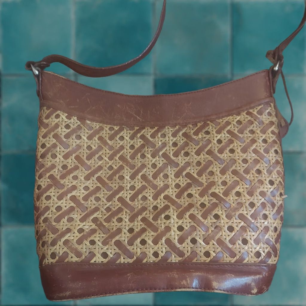 Etienne Aigner VINTAGE Etienne Aigner Shoulder Bag Womens Small Brown Straw Woven Leather Trim 90s Purse Size ONE SIZE - 1 Thumbnail
