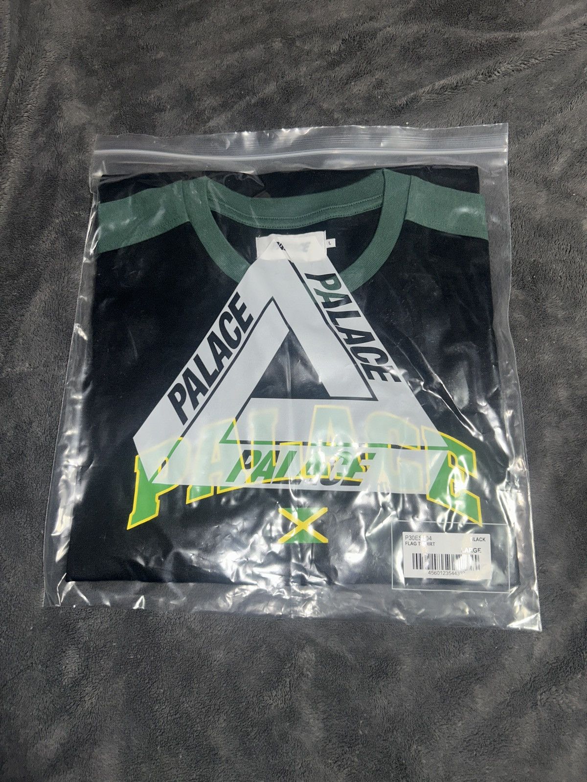 Palace Palace flag top tee jamaica Size US L / EU 52-54 / 3 - 1 Thumbnail