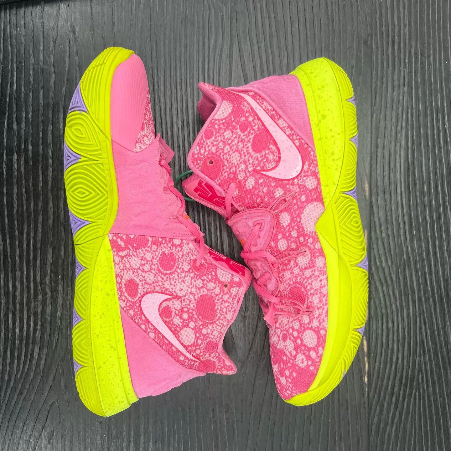 Nike Nike Kyrie 5 Patrick Star Pink 44.5 boxed Size US 11.5 / EU 44-45 - 2 Thumbnail