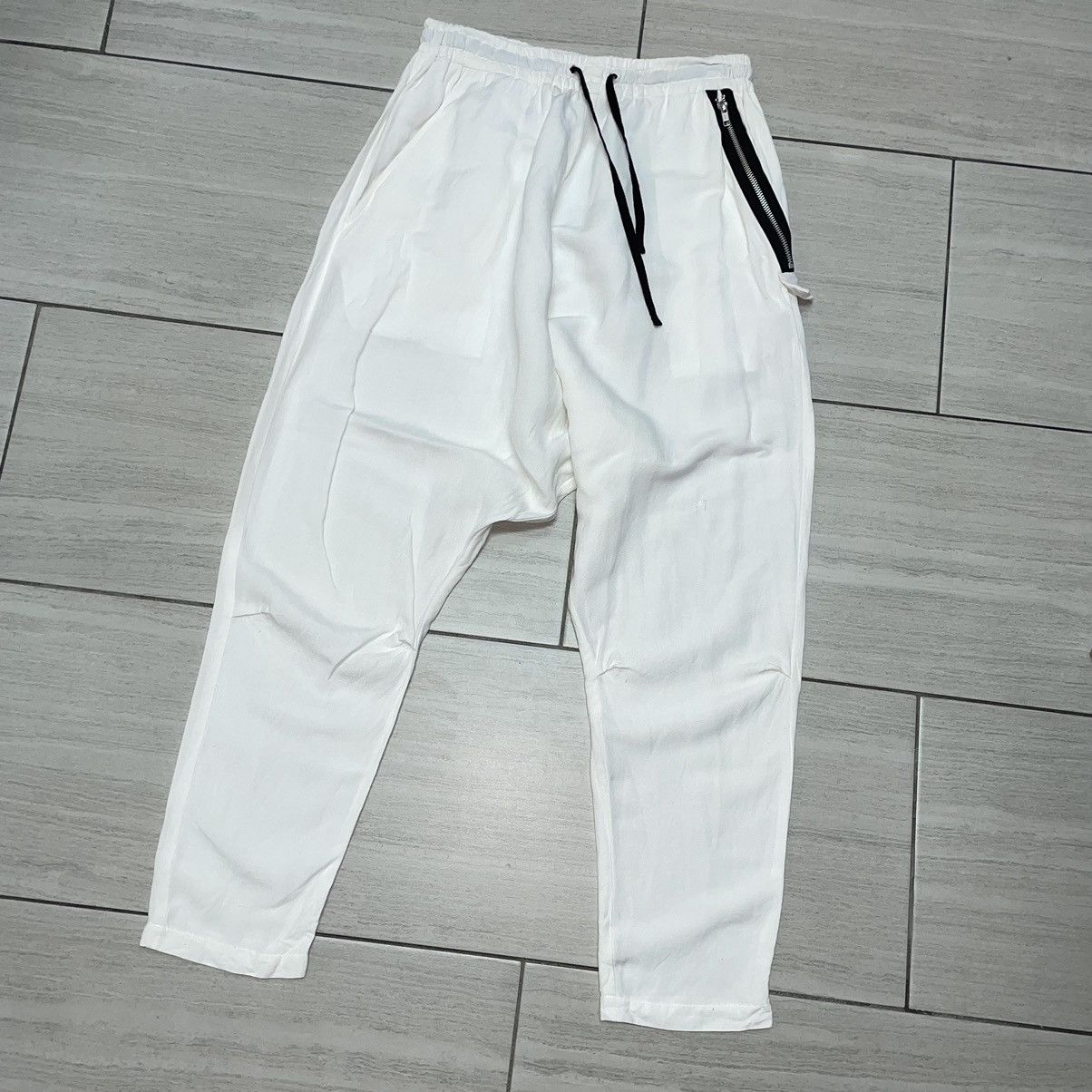 Yohji Yamamoto Yohji Yamamoto Drop Crotch Linen Pants Regulation Size 2 Size US 32 / EU 48 - 7 Thumbnail