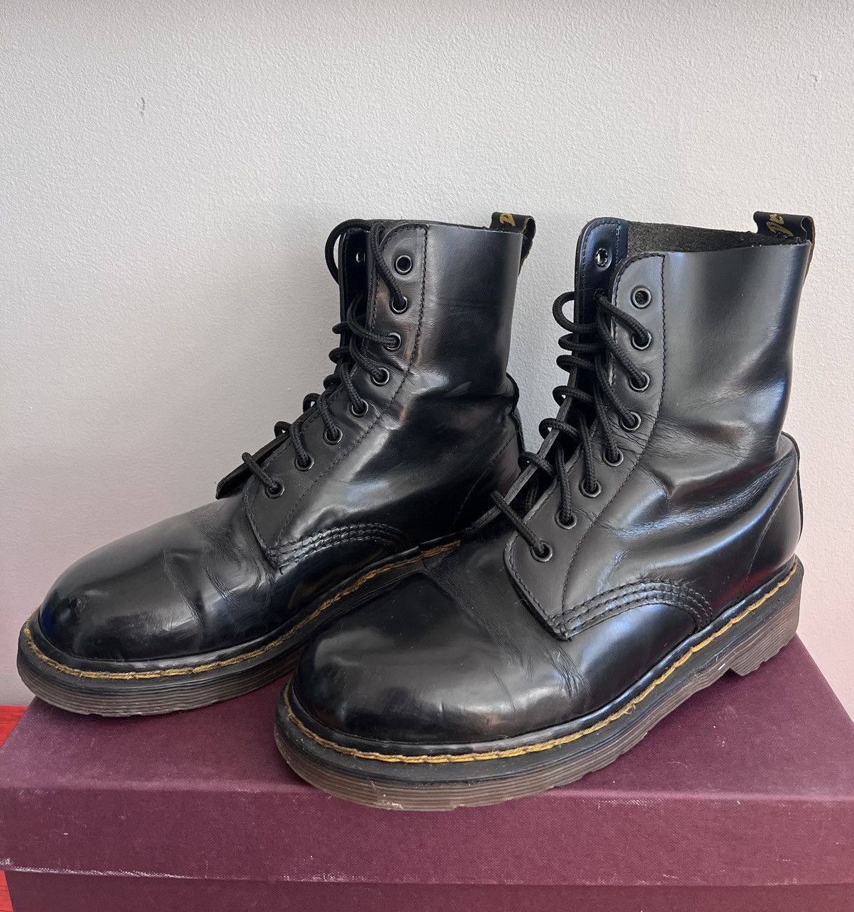 Dr. Martens Rare!! EUC! Vintage 80s 1460 dr Martens Made in England Size US 7.5 / IT 37.5 - 2 Thumbnail