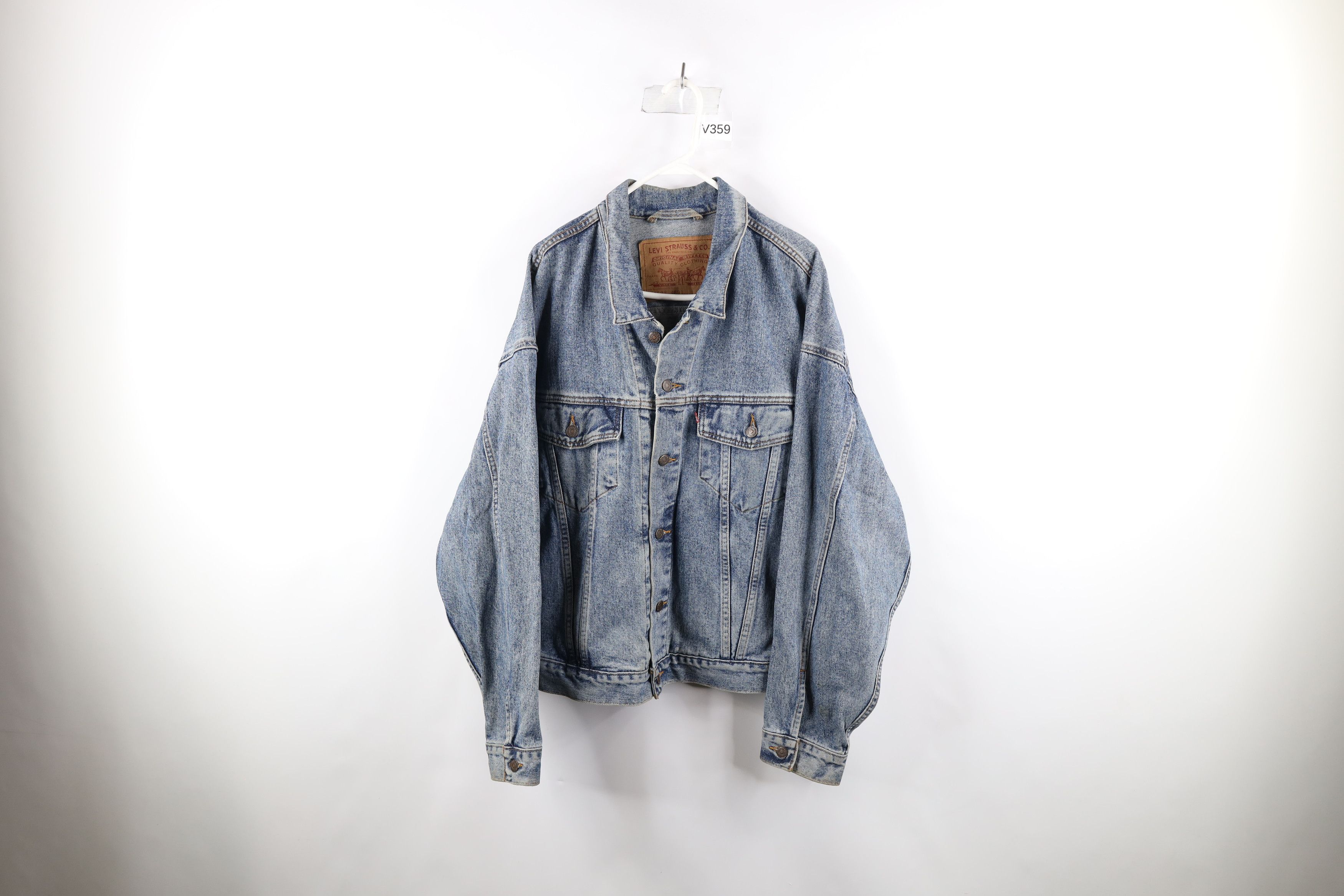 Levi's Vintage 90s Levis Spell Out Denim Trucker Jacket Blue USA Size US L / EU 52-54 / 3 - 1 Thumbnail