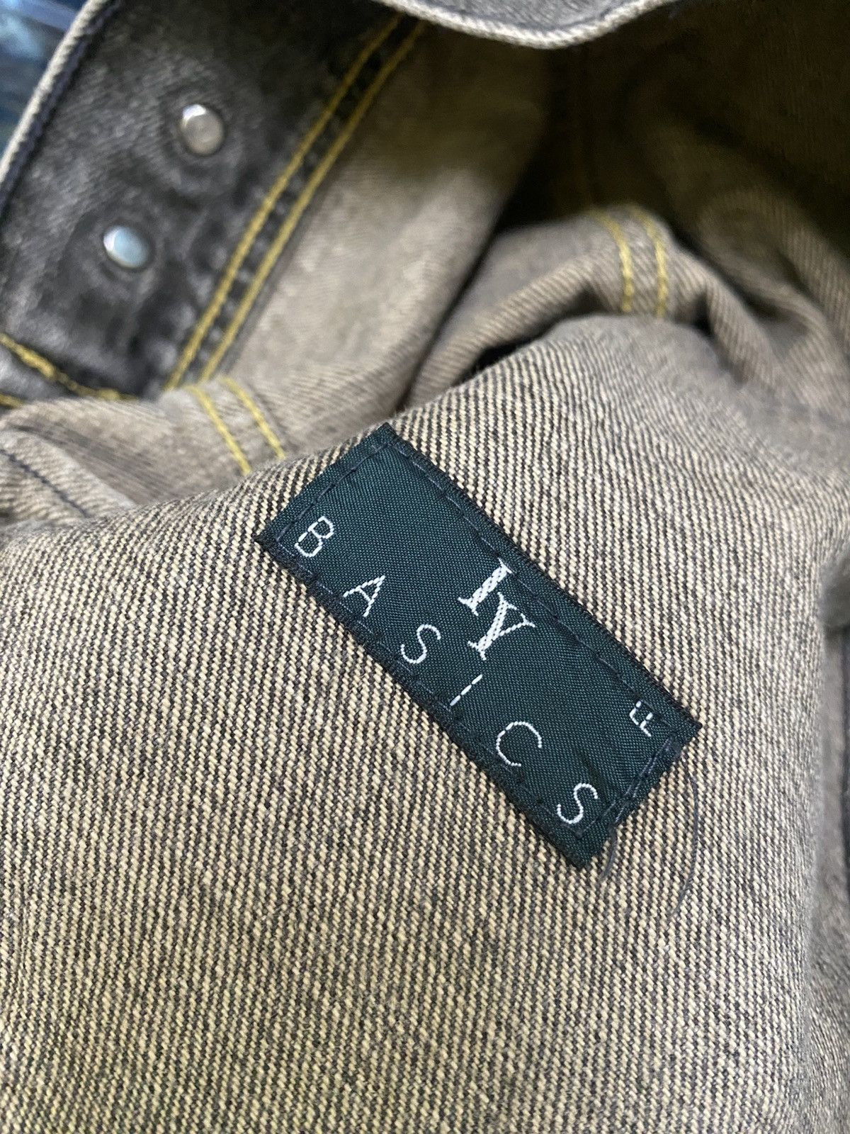 Vintage VINTAGE WASHED DENIM GREY TRUCKER JACKET Size US L / EU 52-54 / 3 - 6 Thumbnail