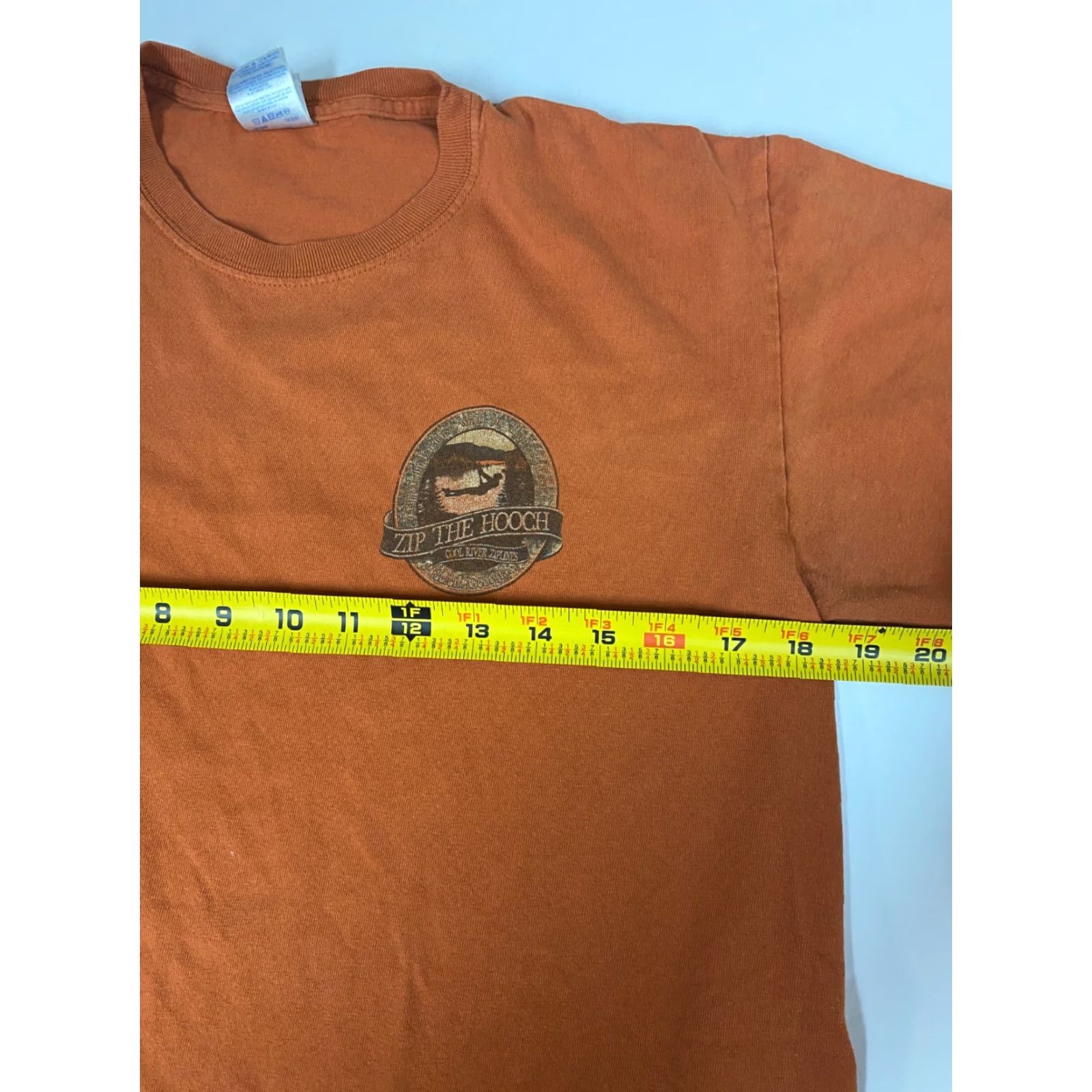 Gildan Gildan Mens T-Shirt Orange Short Sleeve Crew Neck Cotton Logo 90s University Colorful Bre breathable Regular Medium N/A Size US M / EU 48-50 / 2 - 5 Thumbnail