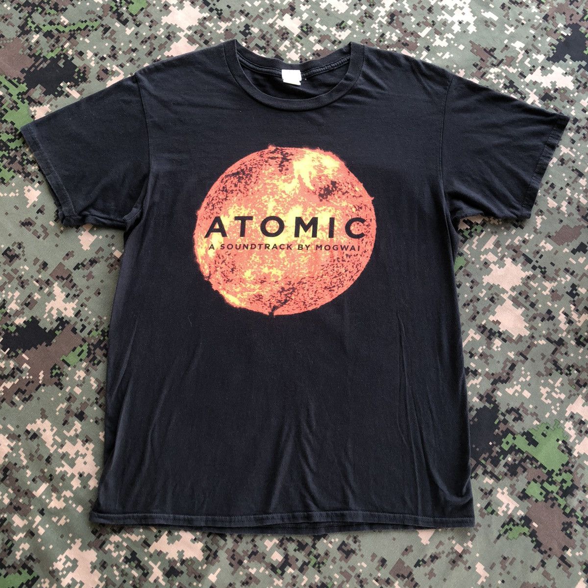 Band Tees Mogwai Atomic Japan Tour 2016 Tshirt Size US L / EU 52-54 / 3 - 2 Thumbnail