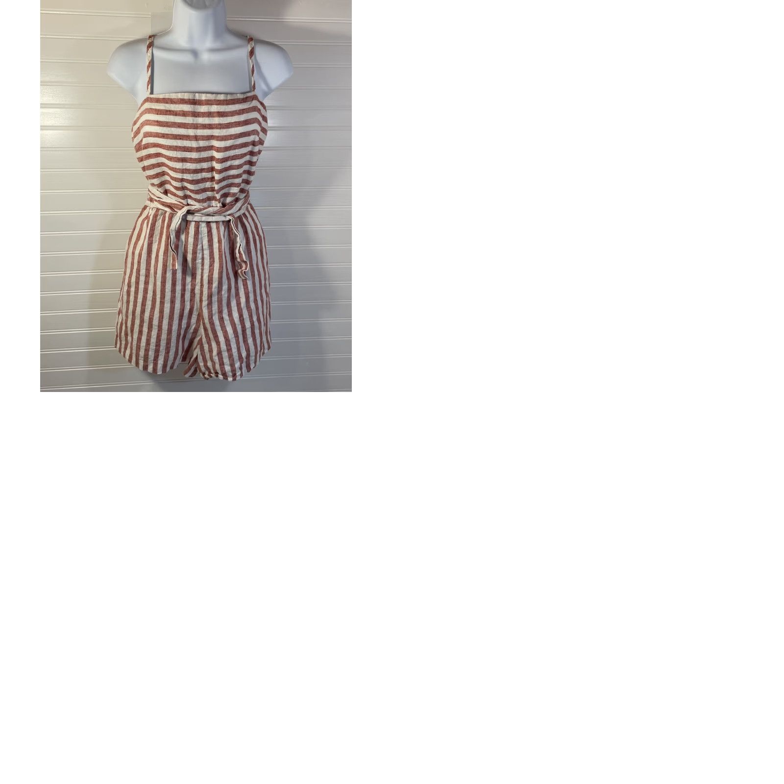 Vintage C&C California Romper Size 8 100% Linen Light Maroon White Stripes Spaghetti Strap Sleeveless Wide-Leg Casual Adult Womens Regular Fit Vintage: No Size 30" / US 8 / IT 44 - 9 Thumbnail
