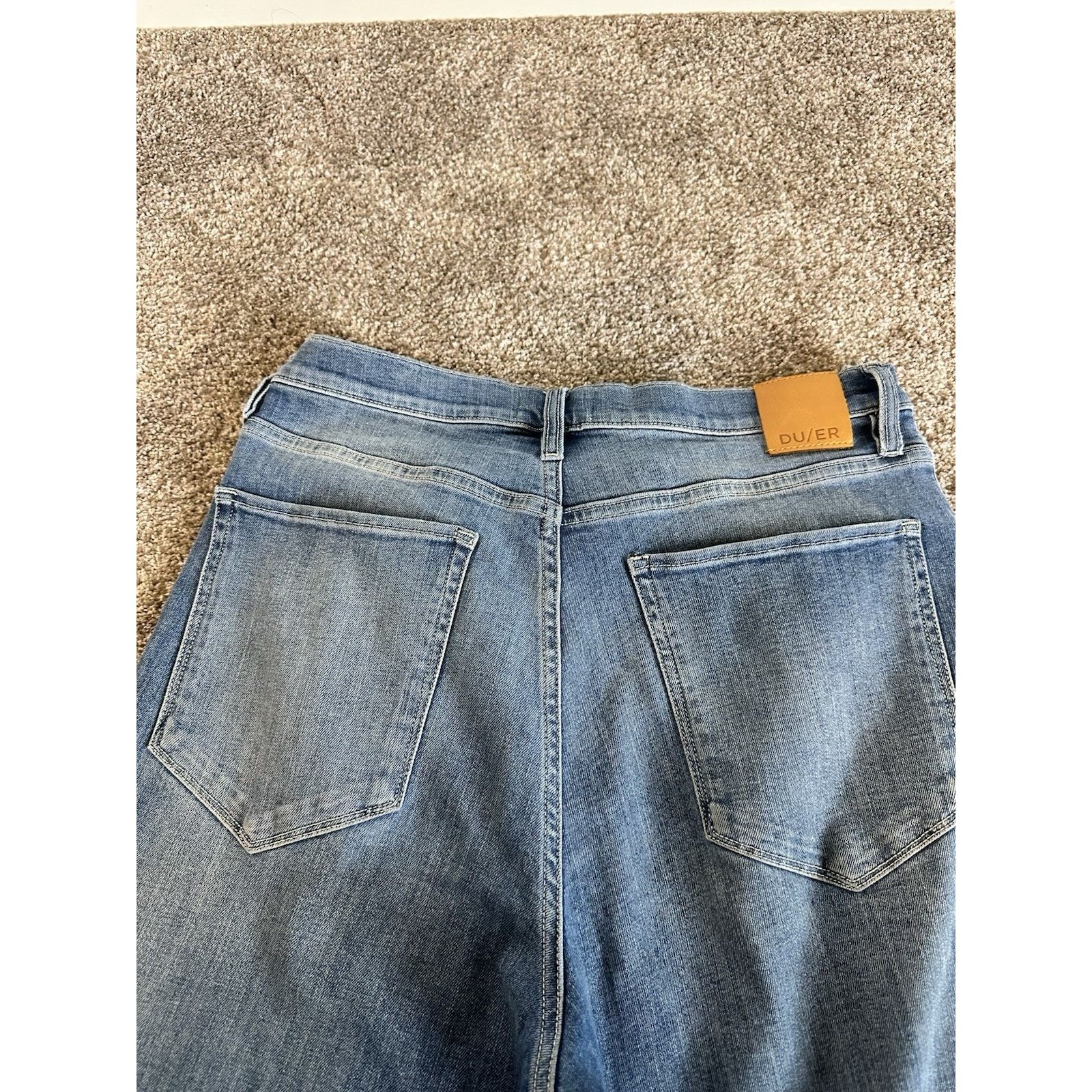 DUER DU/ER Jeans Mens 31x31 Blue Medium Wash Straight Size US 31 - 8 Thumbnail