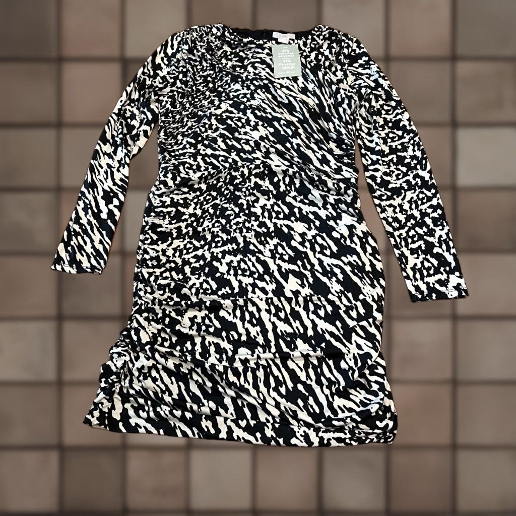 H&M VINTAGE H&M Bodycon Dress Midi Long Sleeve Jersey Black Beige Size Medium Womens Classic Sexy Fall Spring Summer Size M / US 6-8 / IT 42-44 - 1 Thumbnail
