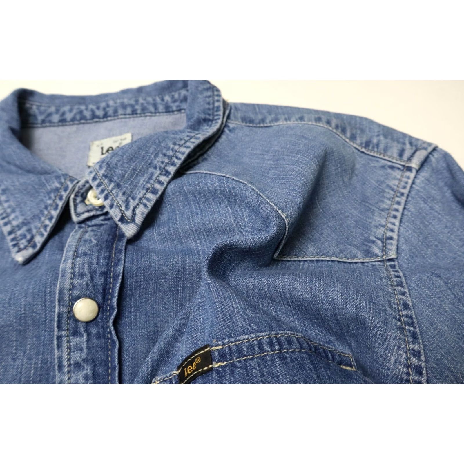 Lee Lee Werstern Shirt Men's MEDIUM Blue Collared Button-Up Denim Patched Pockets Size US M / EU 48-50 / 2 - 6 Thumbnail