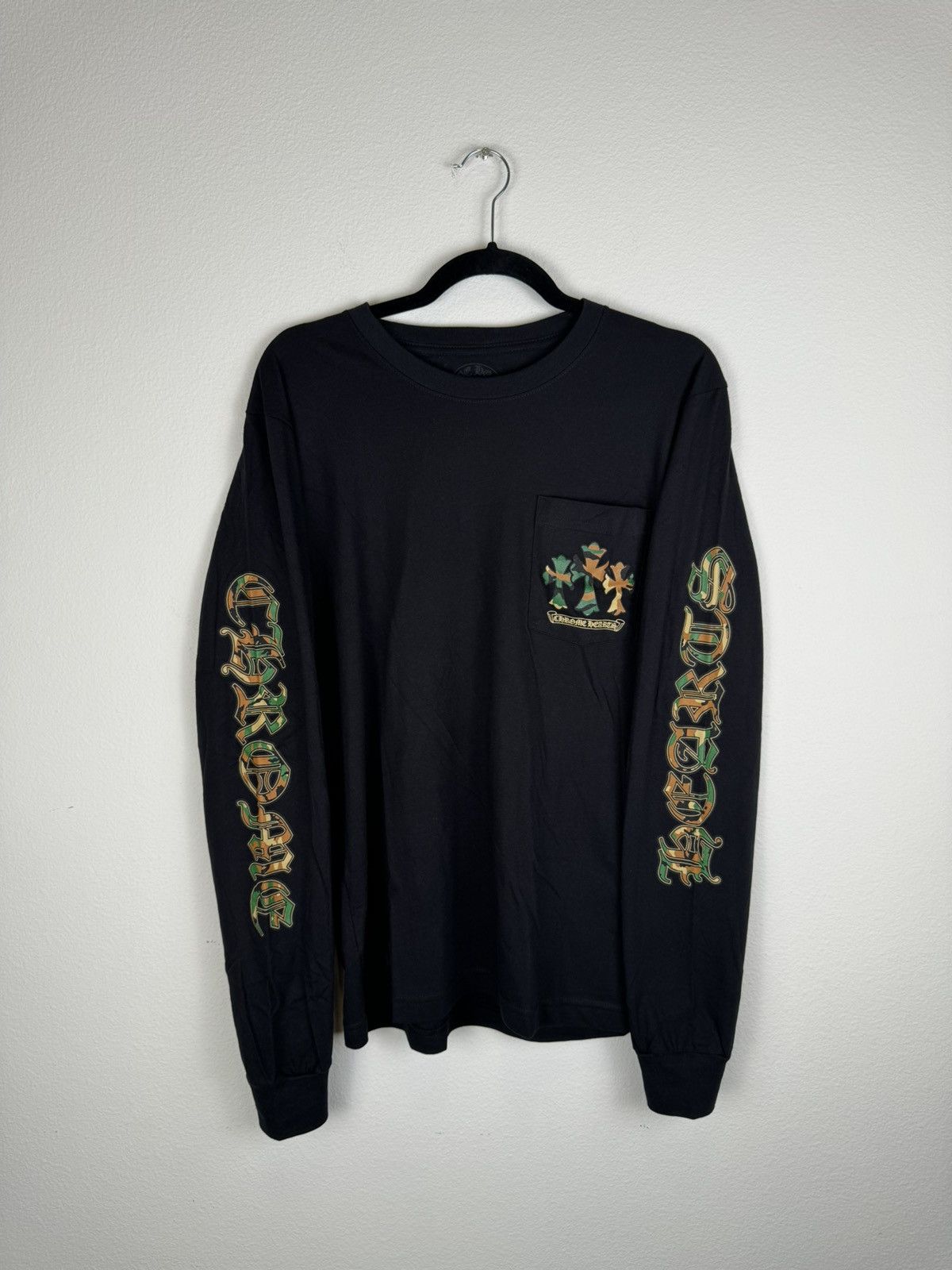 image of Chrome Hearts Camouflage Horseshoe Long Sleeve T-Shirt in Black, Men's (Size Medium)