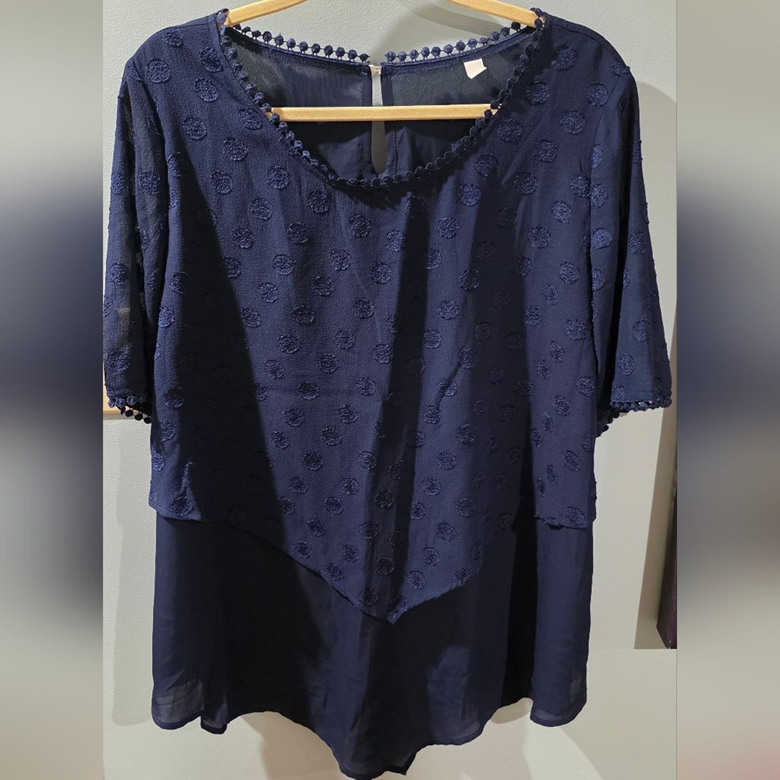 Other Rosewe Women’s Navy Textured Short-Sleeve Layered Blouse Size XL / US 12-14 / IT 48-50 - 1 Thumbnail
