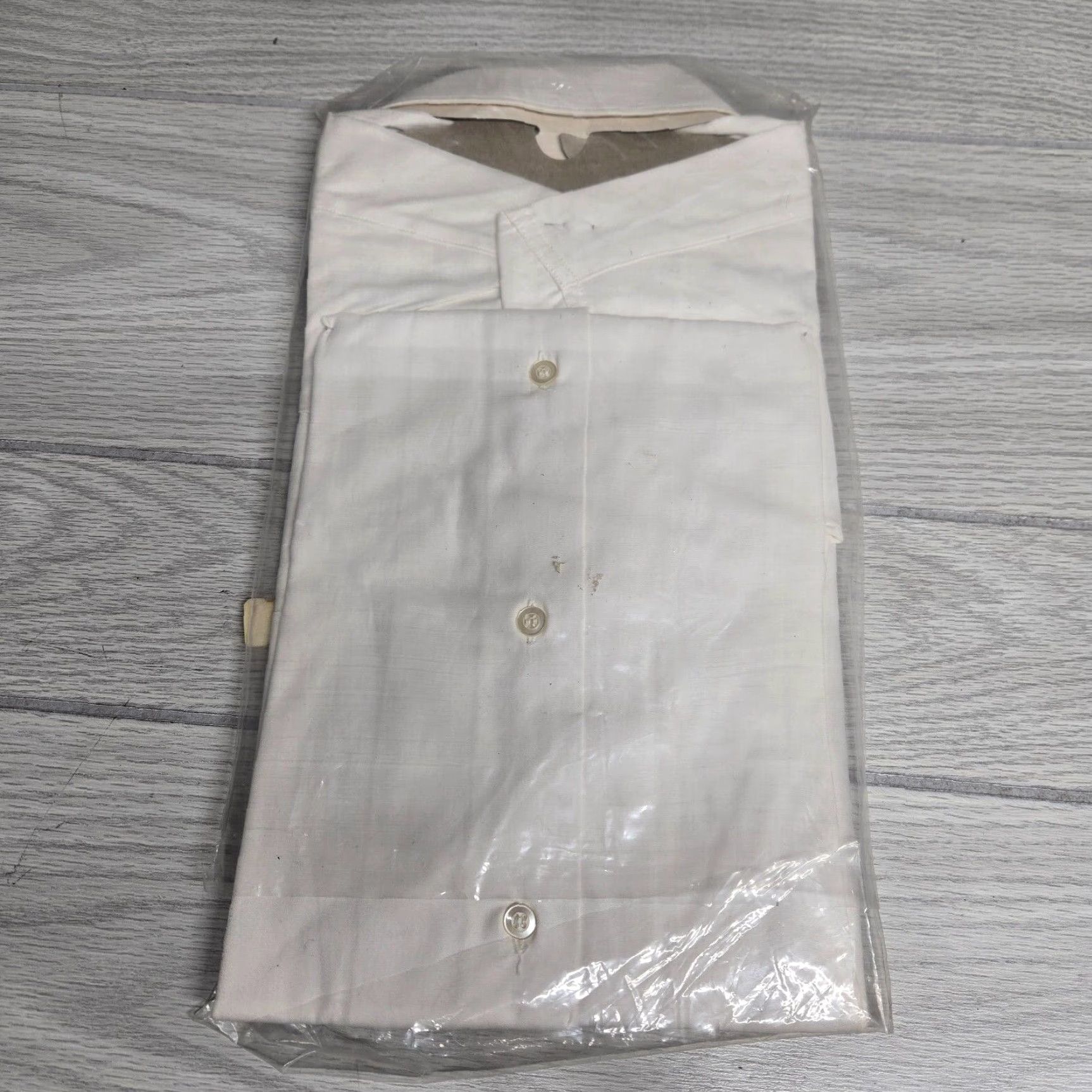 Vintage NEW Island in the Sun Shirt Adult Men's 15 White Solid Button Up Size US M / EU 48-50 / 2 - 4 Thumbnail