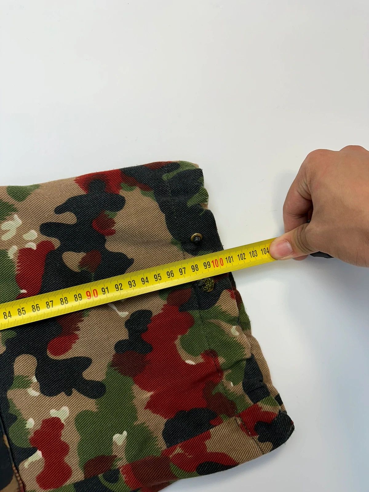 Dolce & Gabbana Dolce & Gabbana 90’s Sample Military Camo Cargo Pants Size US 31 - 18 Thumbnail