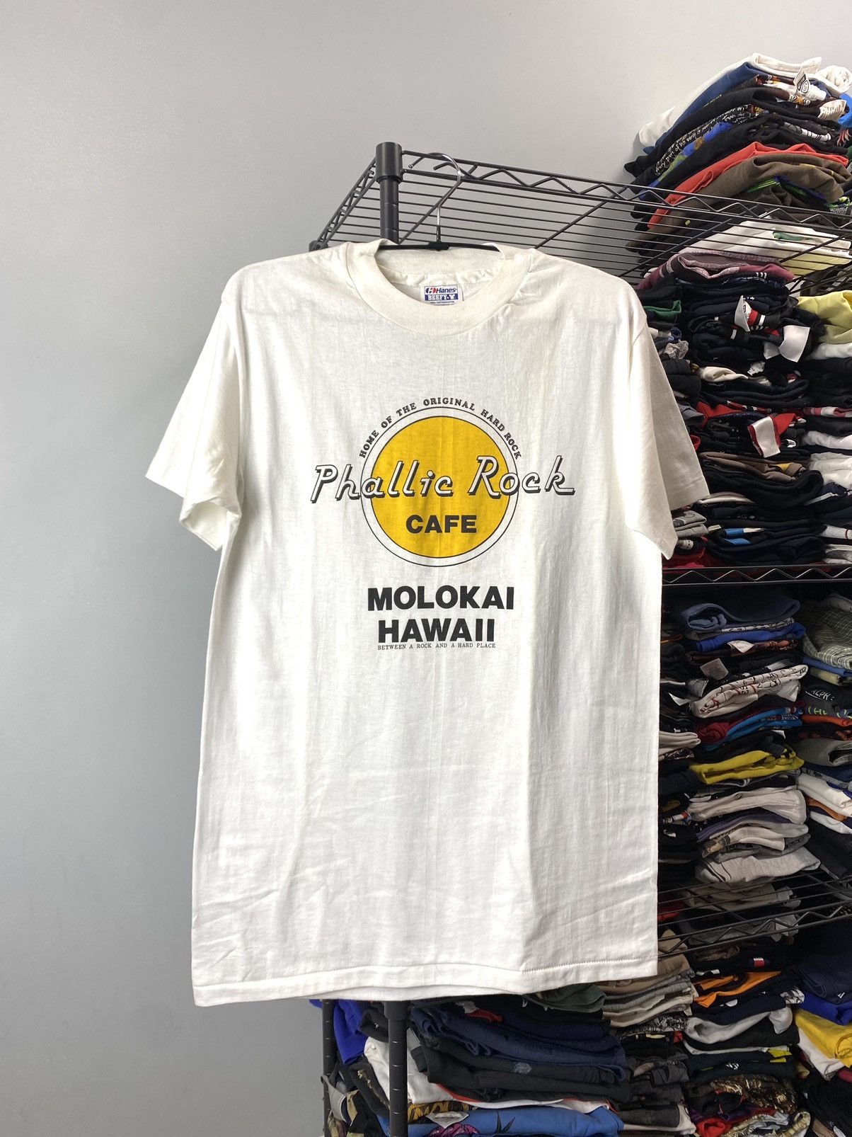 Hard Rock Cafe Vintage 90’s Hard Rock Cafe Molokai Hawaii T Shirt Pocker Size US M / EU 48-50 / 2 - 1 Thumbnail