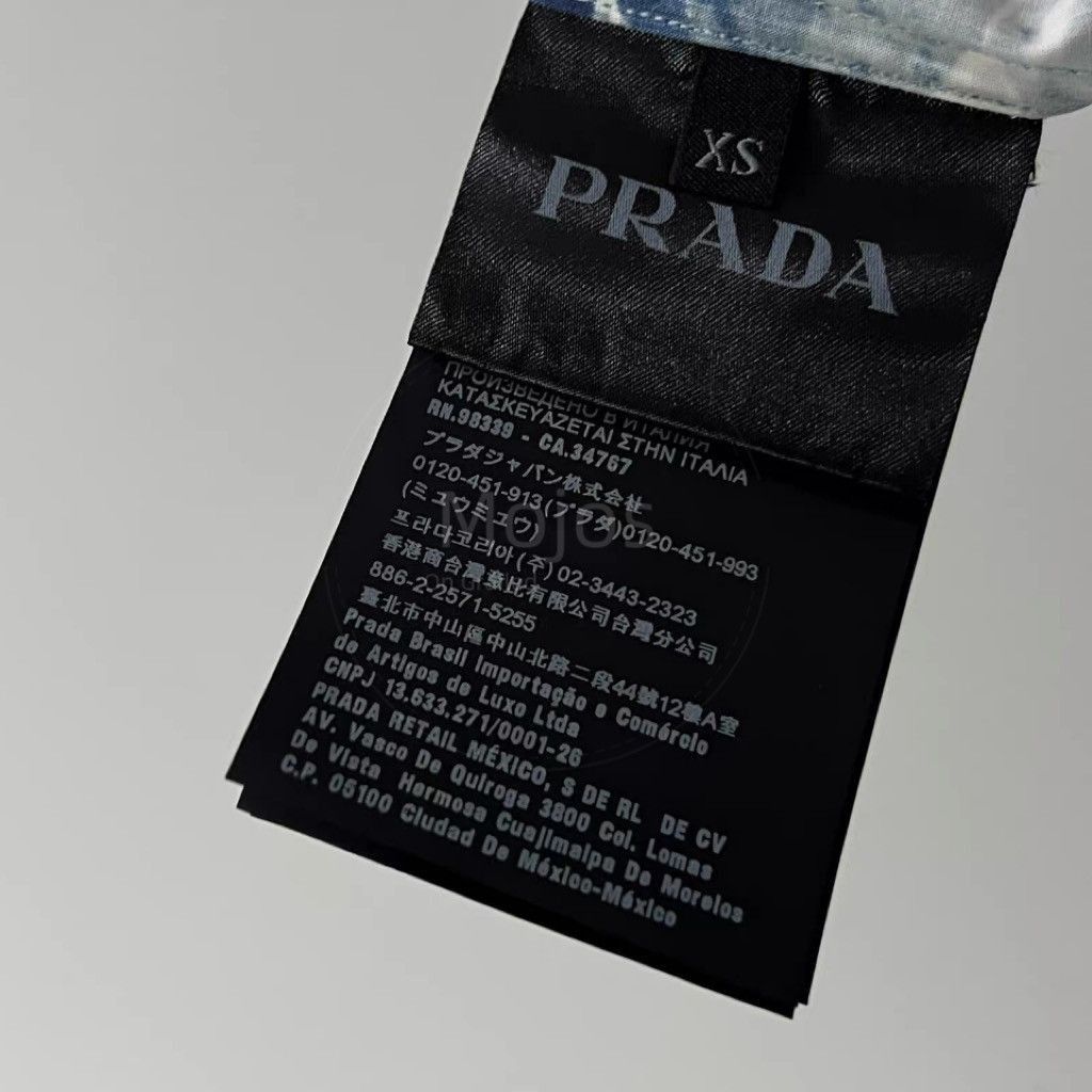 Prada Prada Beach Painting shirt Size US XS / EU 42 / 0 - 6 Thumbnail