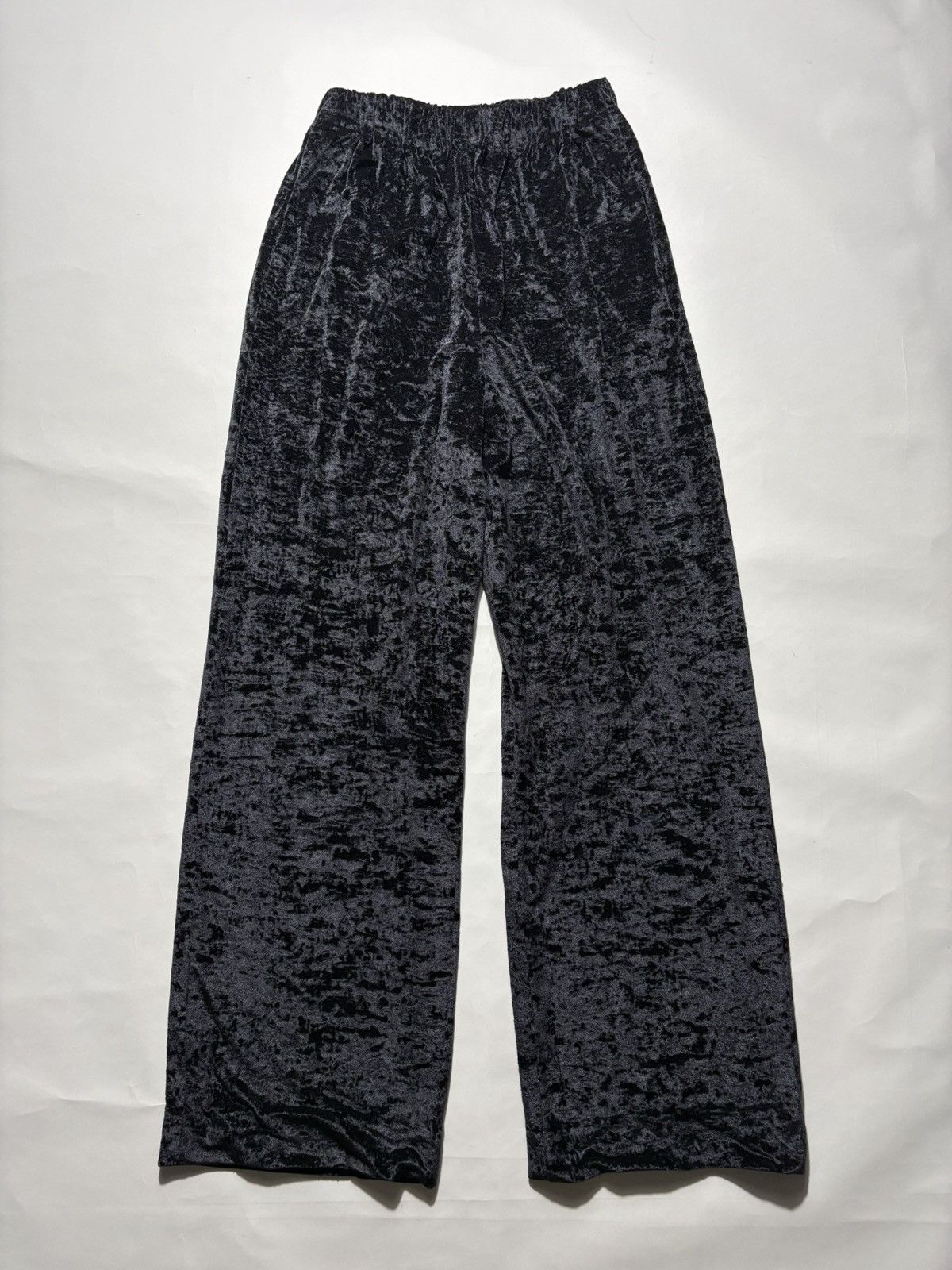 Balenciaga BALENCIAGA CRUSHED VELOUR WIDE LEG PANTS Size 25" / US 0 / IT 36 - 1 Thumbnail