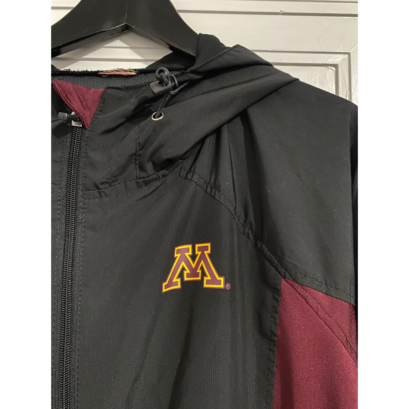 NCAA Minnesota Golden Gophers Women's Full-Zip Windbreaker Sz XL Size XL / US 12-14 / IT 48-50 - 2 Thumbnail
