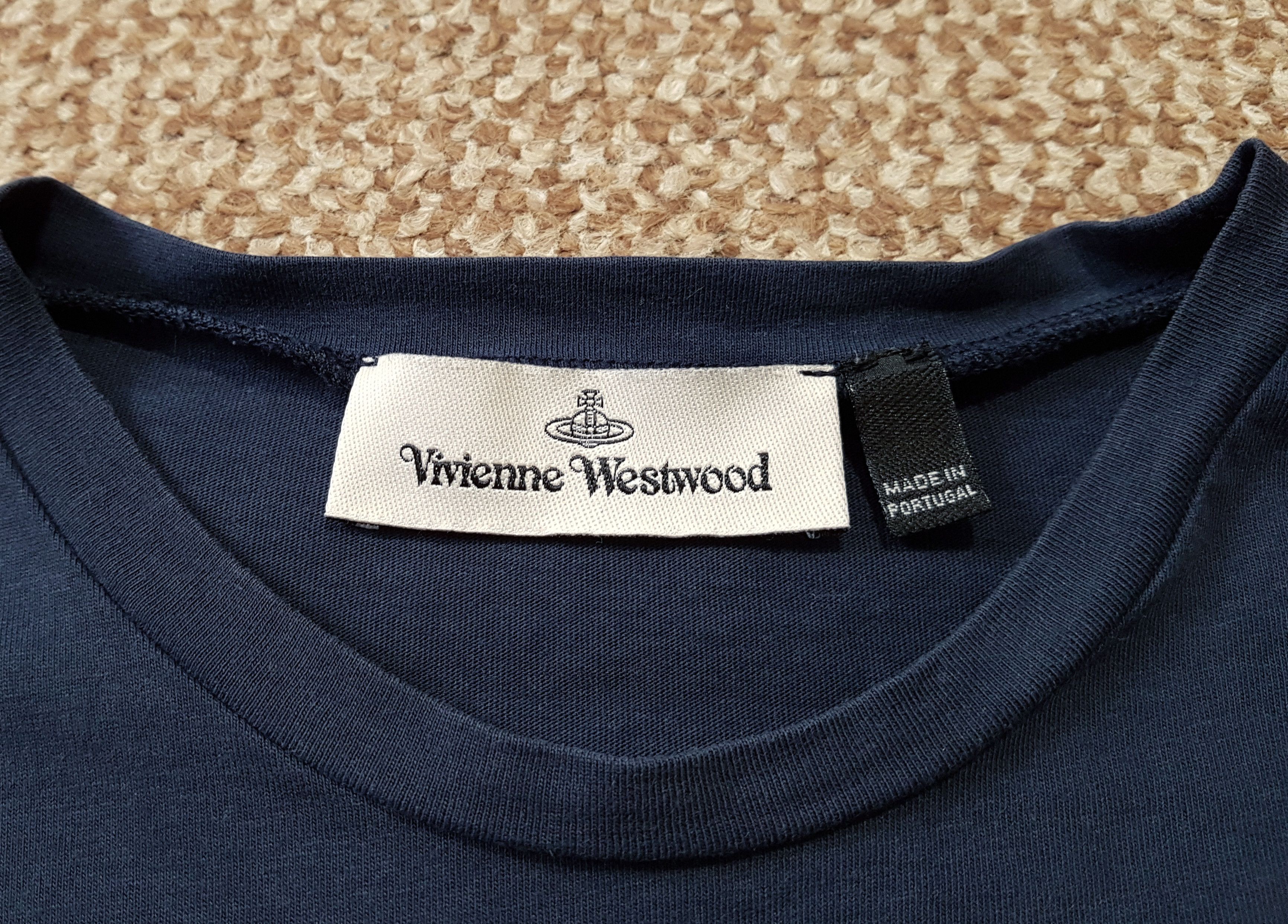 Vivienne Westwood Vivienne Westwood Orb Chest T Shirt sz S Size US S / EU 44-46 / 1 - 6 Thumbnail